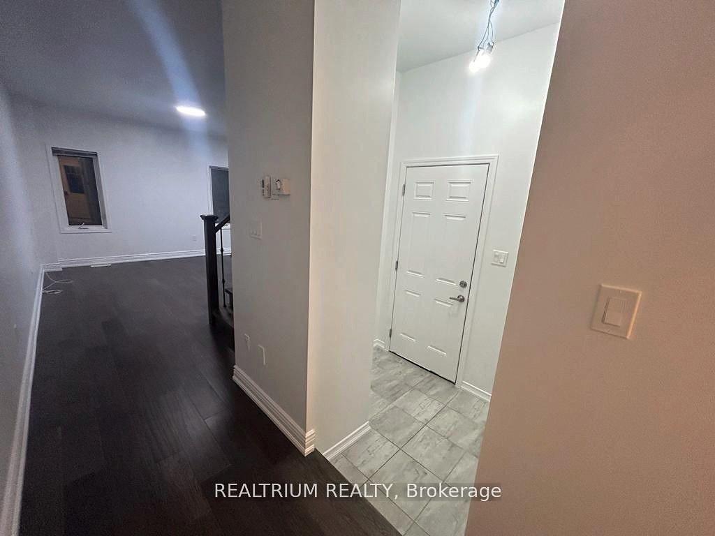 Photo 5 of 232 Diana Drive, Orillia — HOMEH