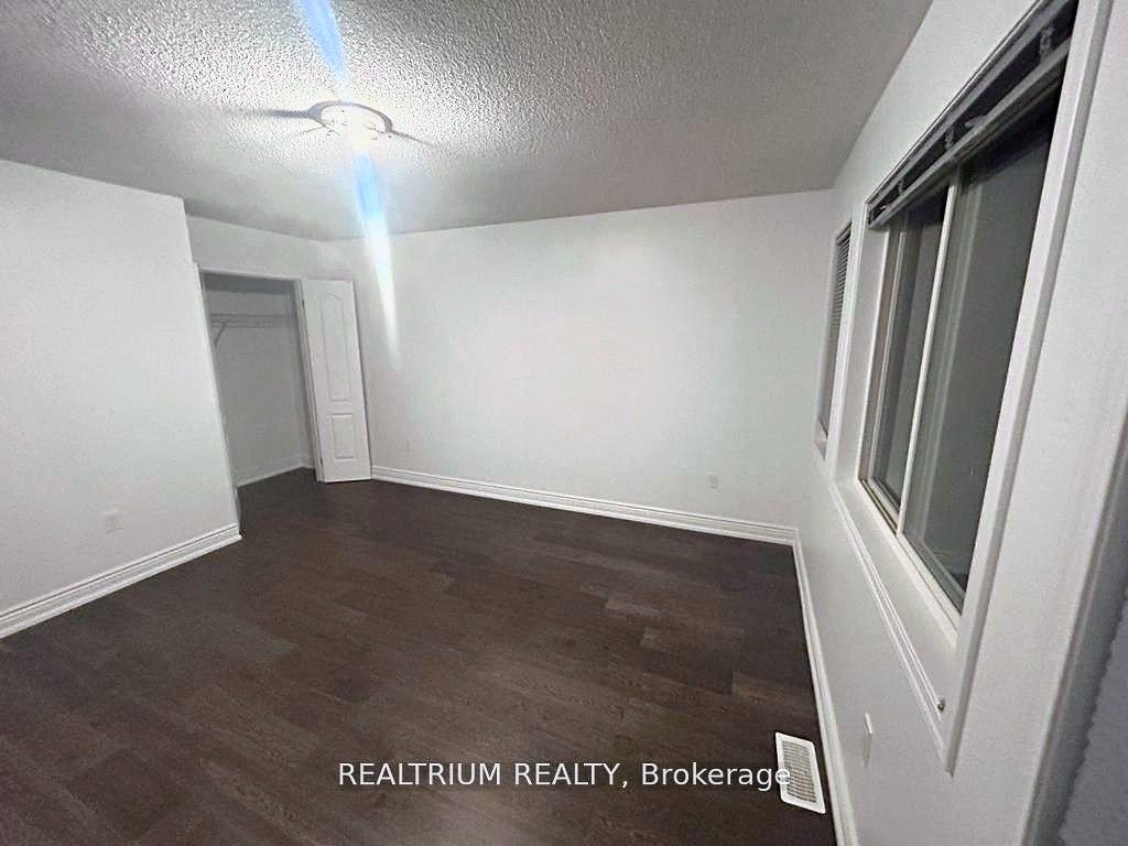 Photo 15 of 232 Diana Drive, Orillia — HOMEH