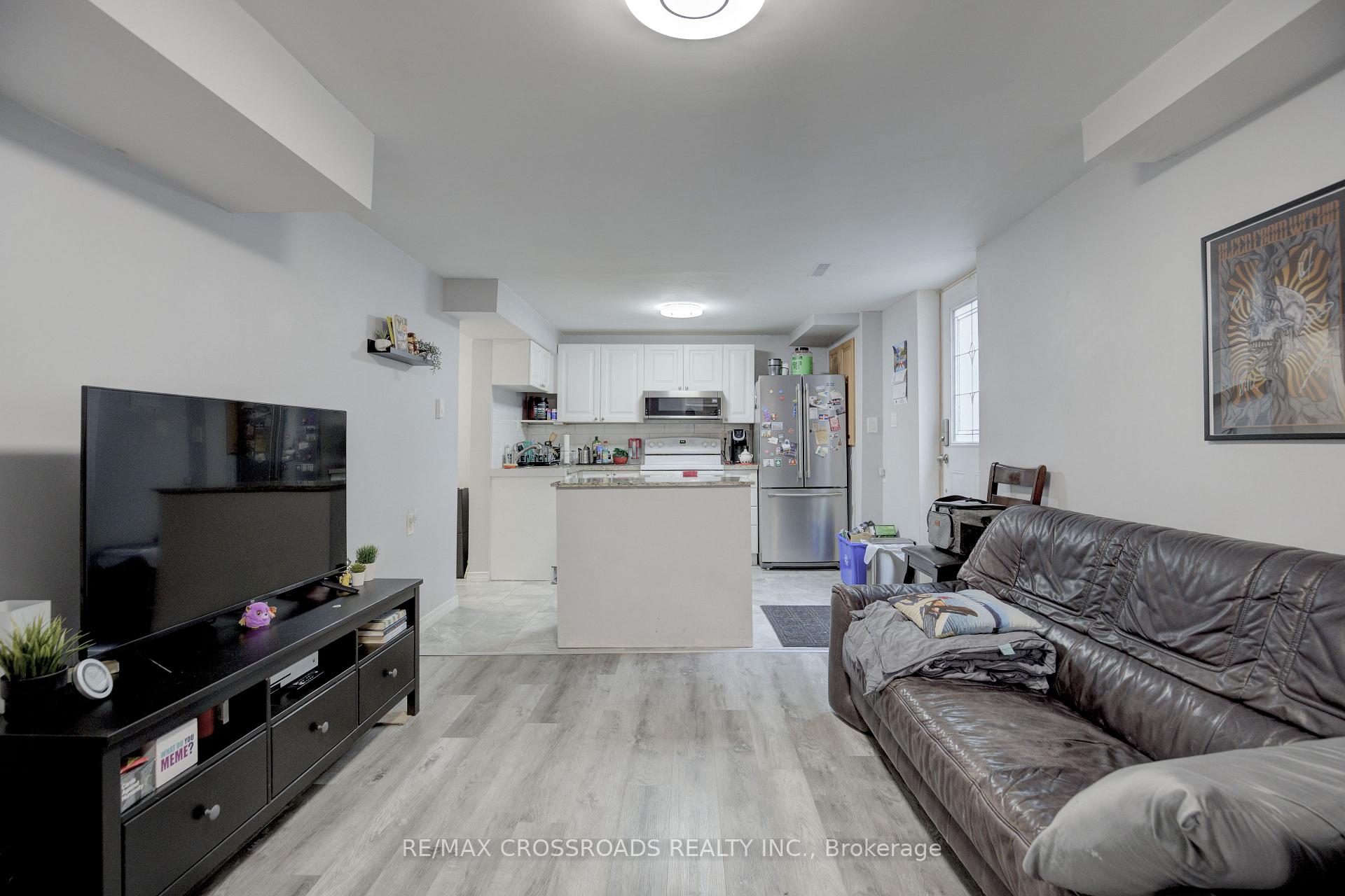 Photo 9 of 2 Viceregal Court, Whitby, Blue Grass Meadows — HOMEH