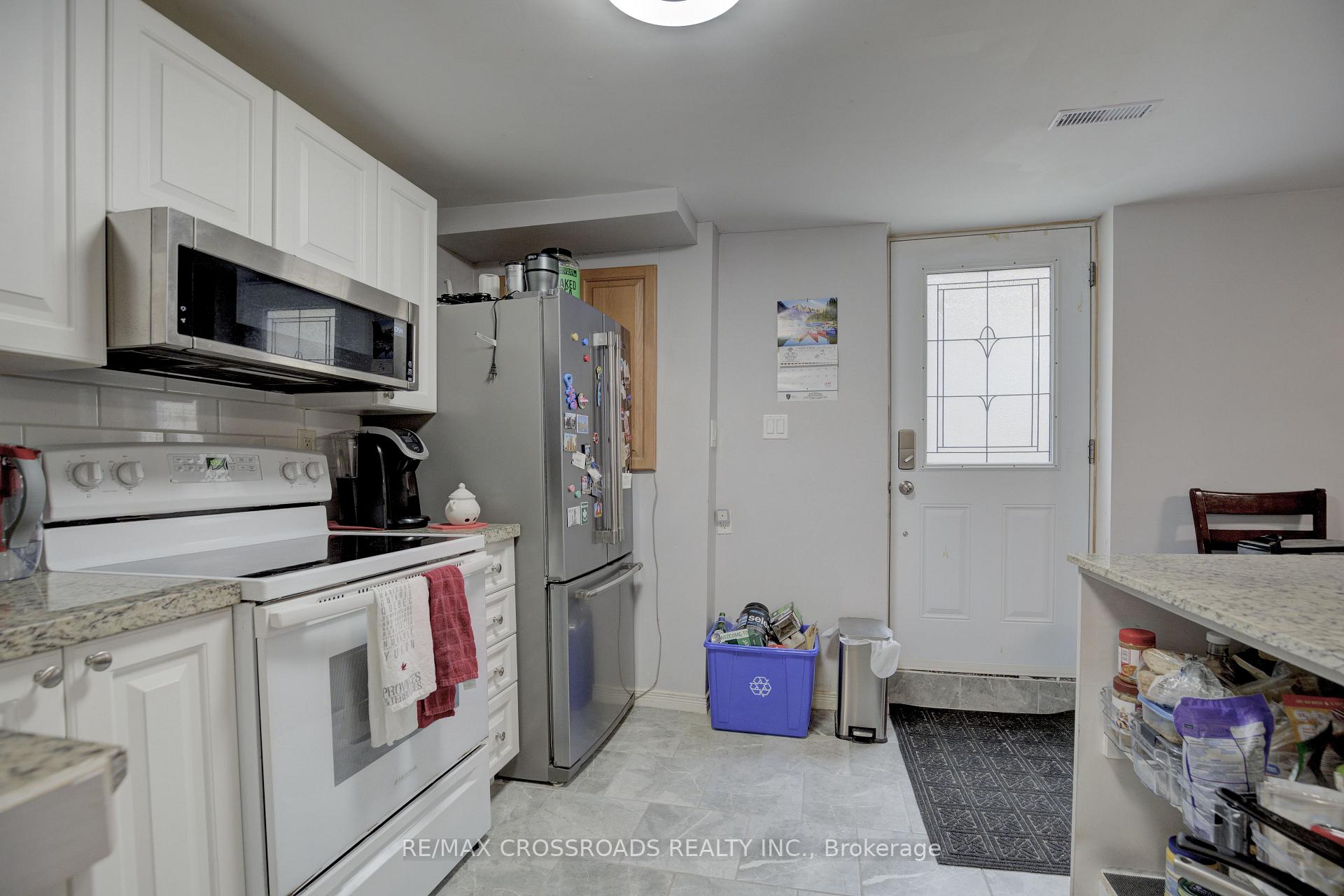 Photo 14 of 2 Viceregal Court, Whitby, Blue Grass Meadows — HOMEH