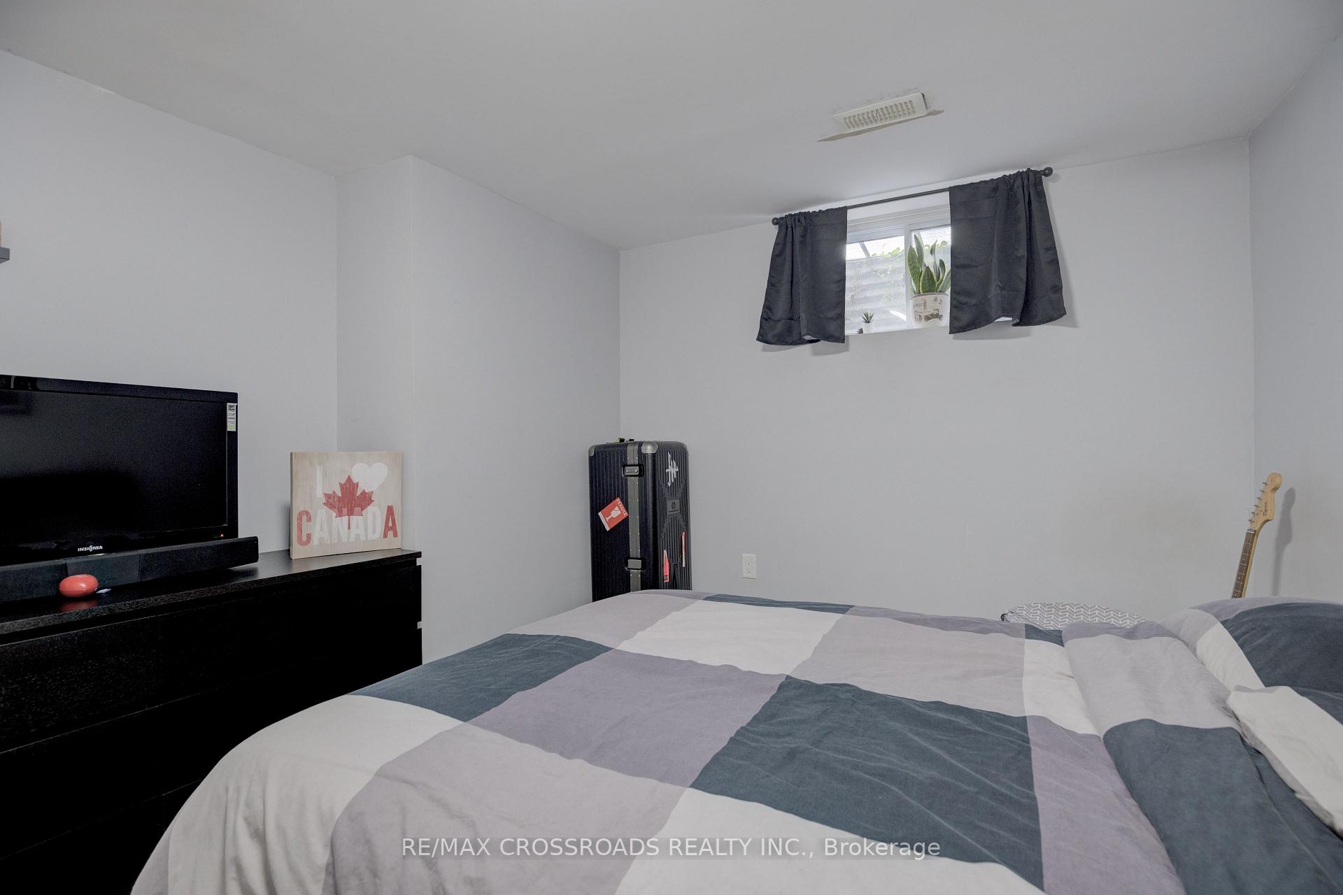 Photo 17 of 2 Viceregal Court, Whitby, Blue Grass Meadows — HOMEH