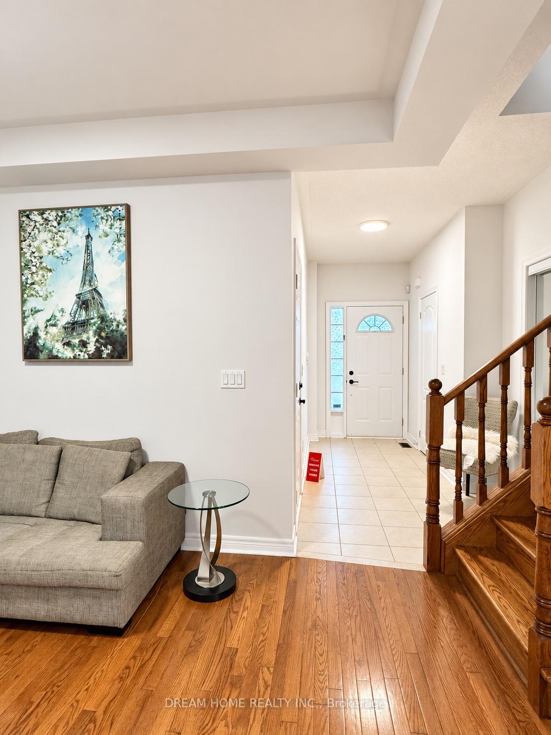 Photo 4 of 19 Rustic Avenue, Richmond Hill, Rouge Woods — HOMEH