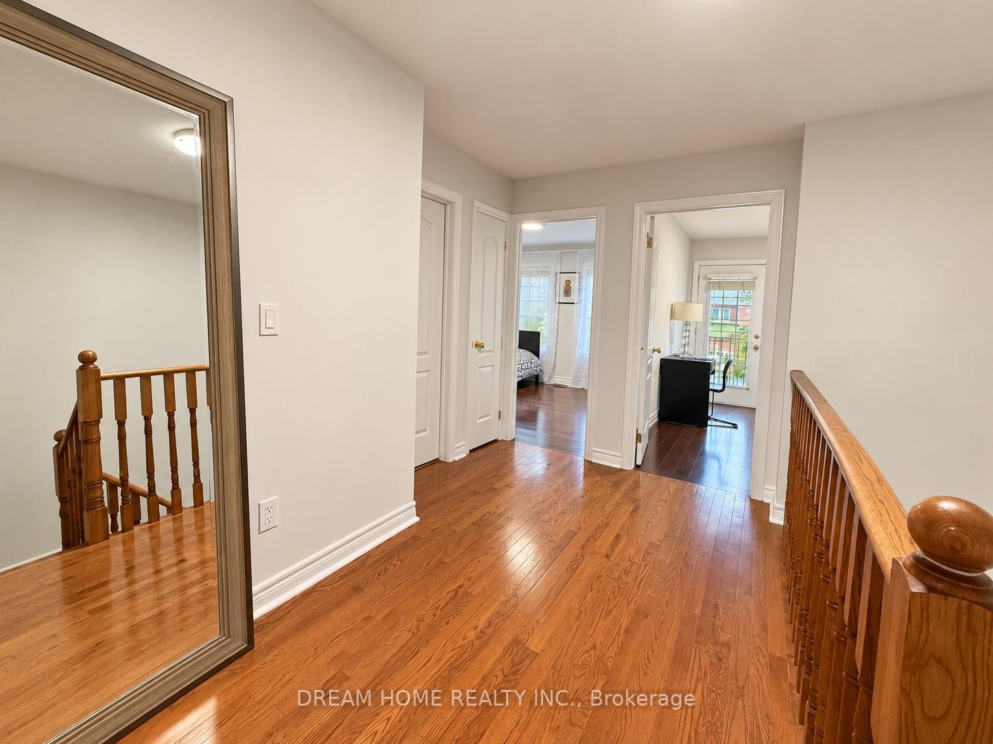 Photo 7 of 19 Rustic Avenue, Richmond Hill, Rouge Woods — HOMEH