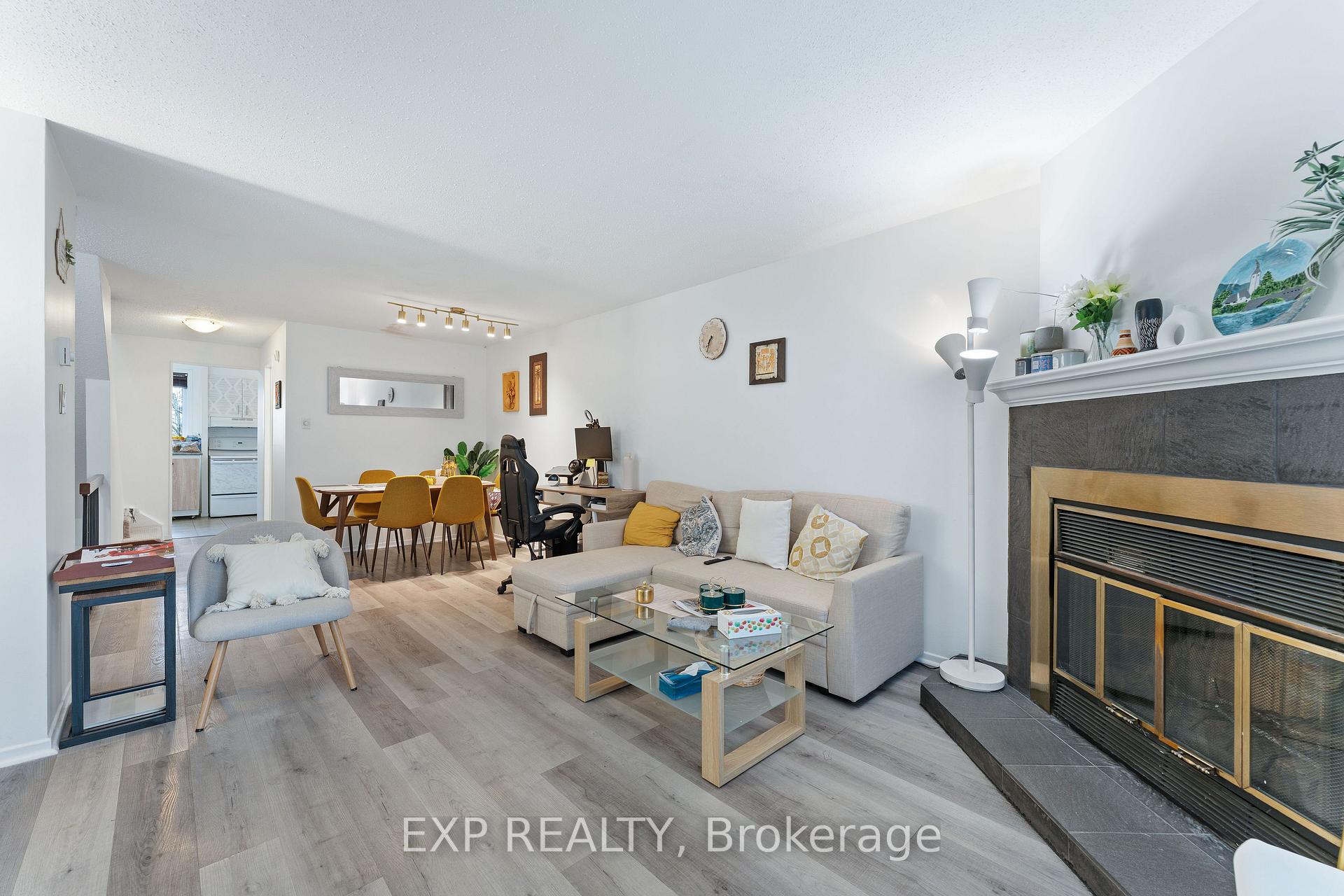 Photo 6 of Unit B, 6702 Jeanne D'arc Boulevard, Ottawa, Convent Glen North — HOMEH