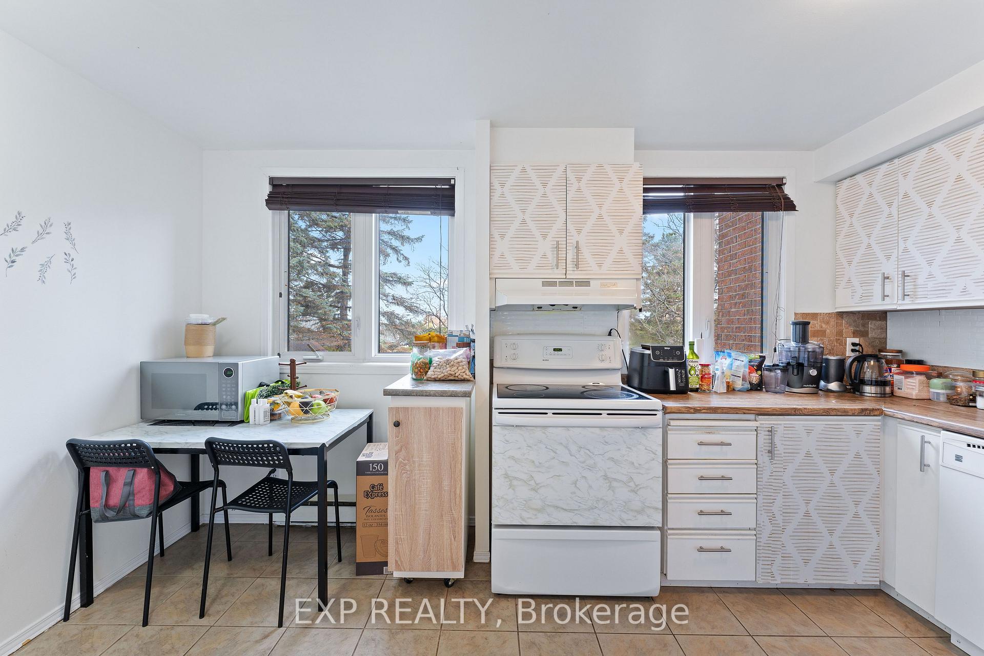 Photo 10 of Unit B, 6702 Jeanne D'arc Boulevard, Ottawa, Convent Glen North — HOMEH