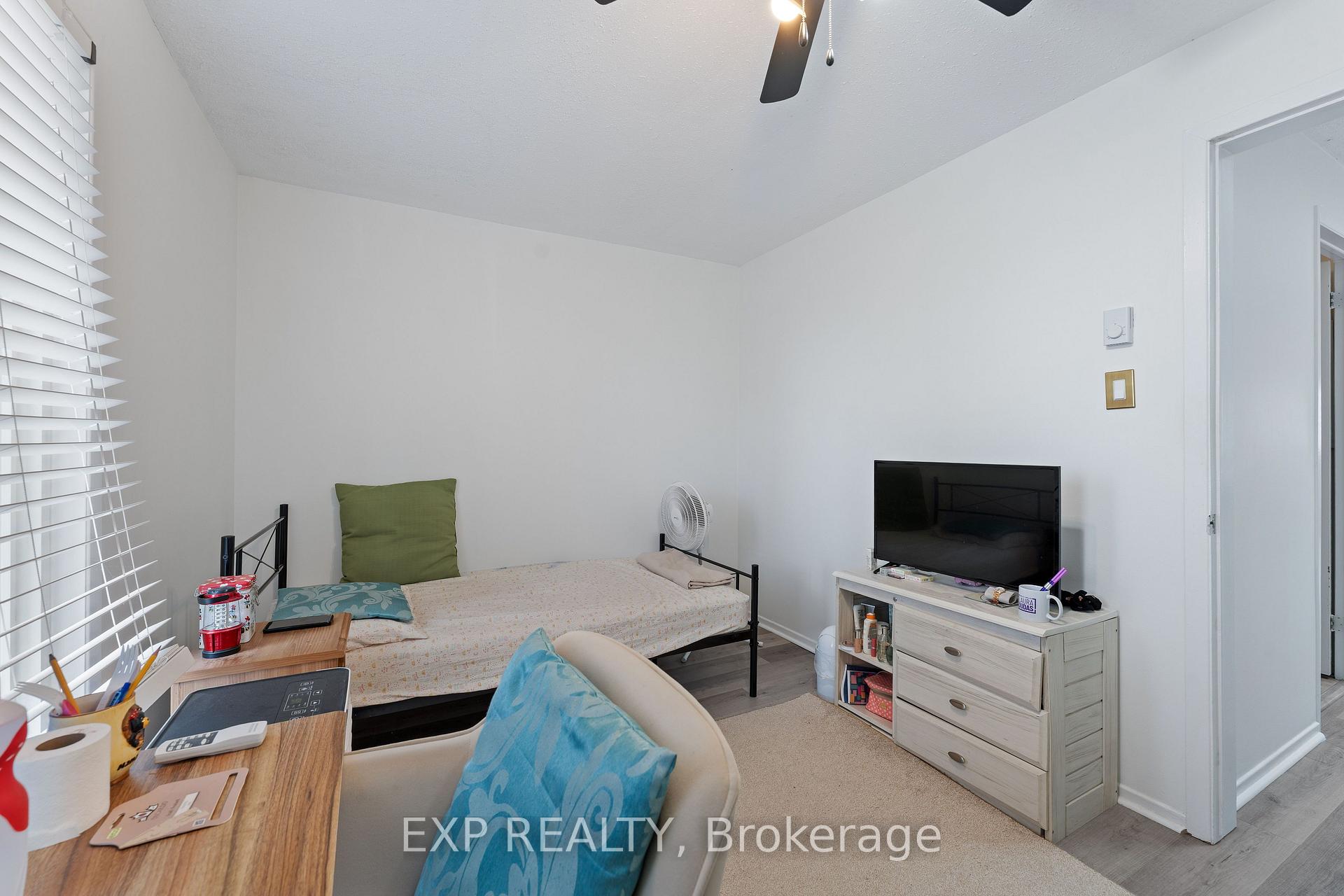 Photo 19 of Unit B, 6702 Jeanne D'arc Boulevard, Ottawa, Convent Glen North — HOMEH