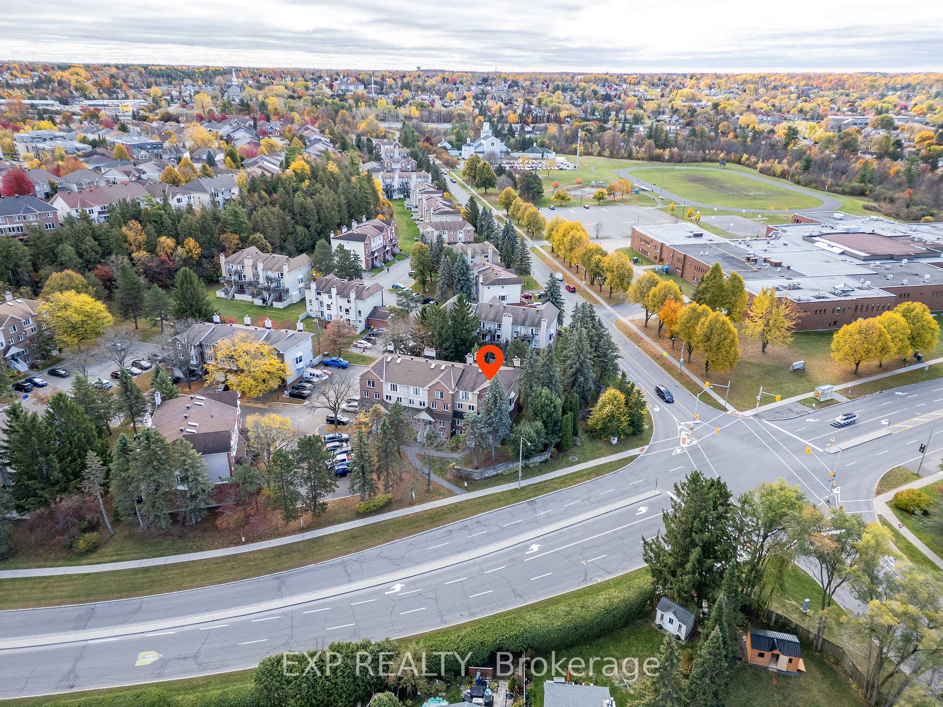 Photo 23 of Unit B, 6702 Jeanne D'arc Boulevard, Ottawa, Convent Glen North — HOMEH