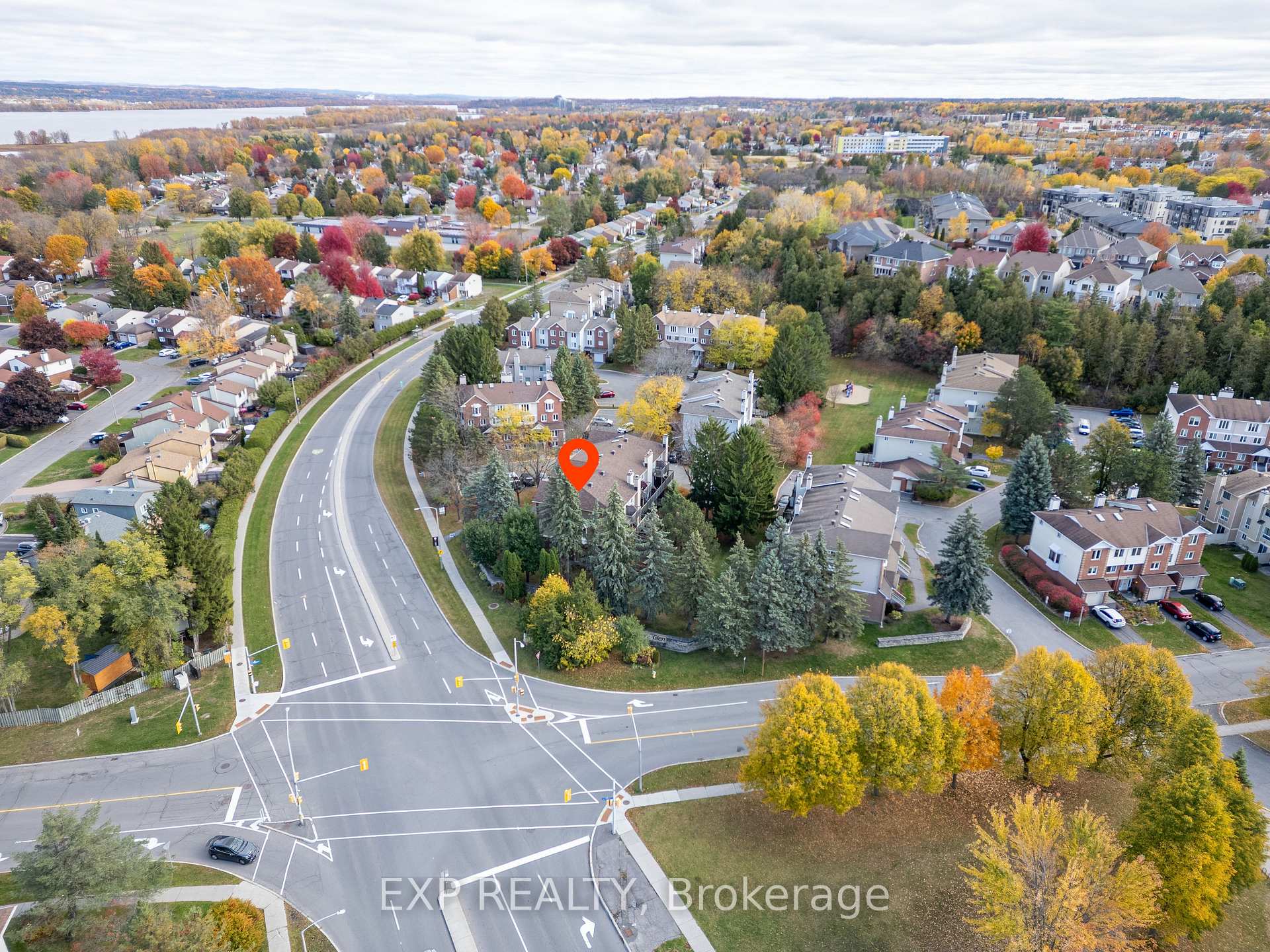 Photo 24 of Unit B, 6702 Jeanne D'arc Boulevard, Ottawa, Convent Glen North — HOMEH