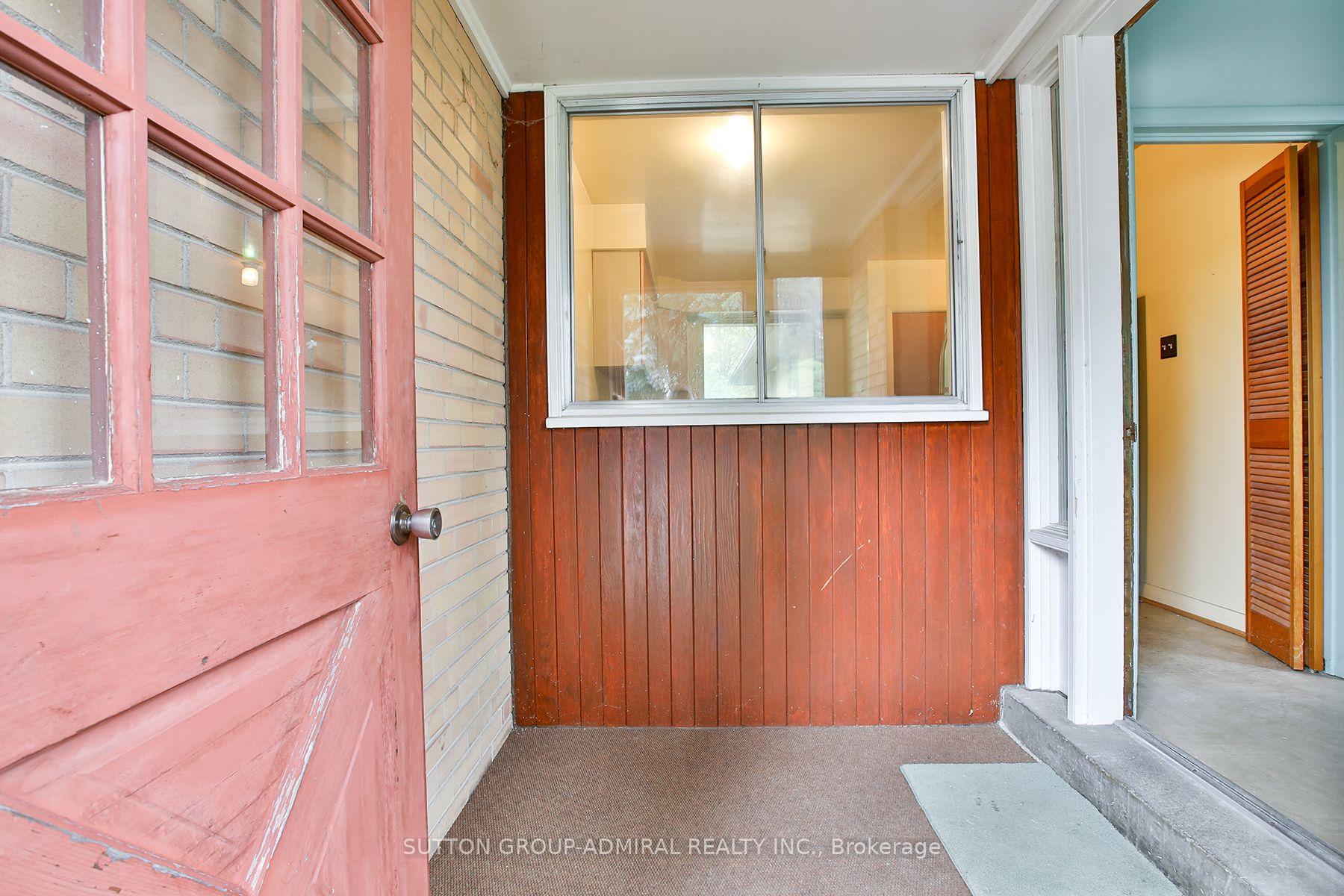 Photo 3 of 191 Driscoll Road, Richmond Hill, Mill Pond — HOMEH