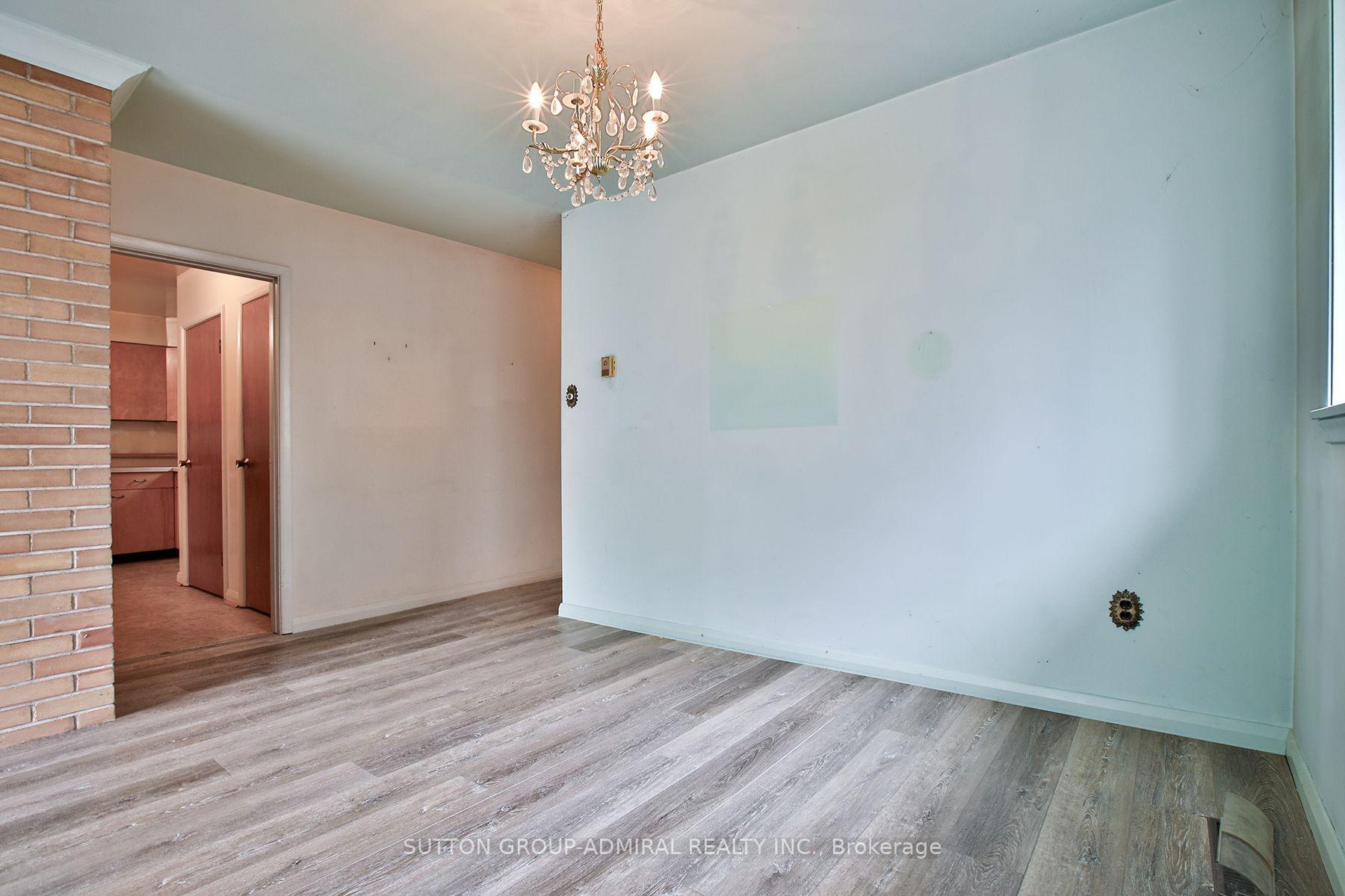 Photo 7 of 191 Driscoll Road, Richmond Hill, Mill Pond — HOMEH