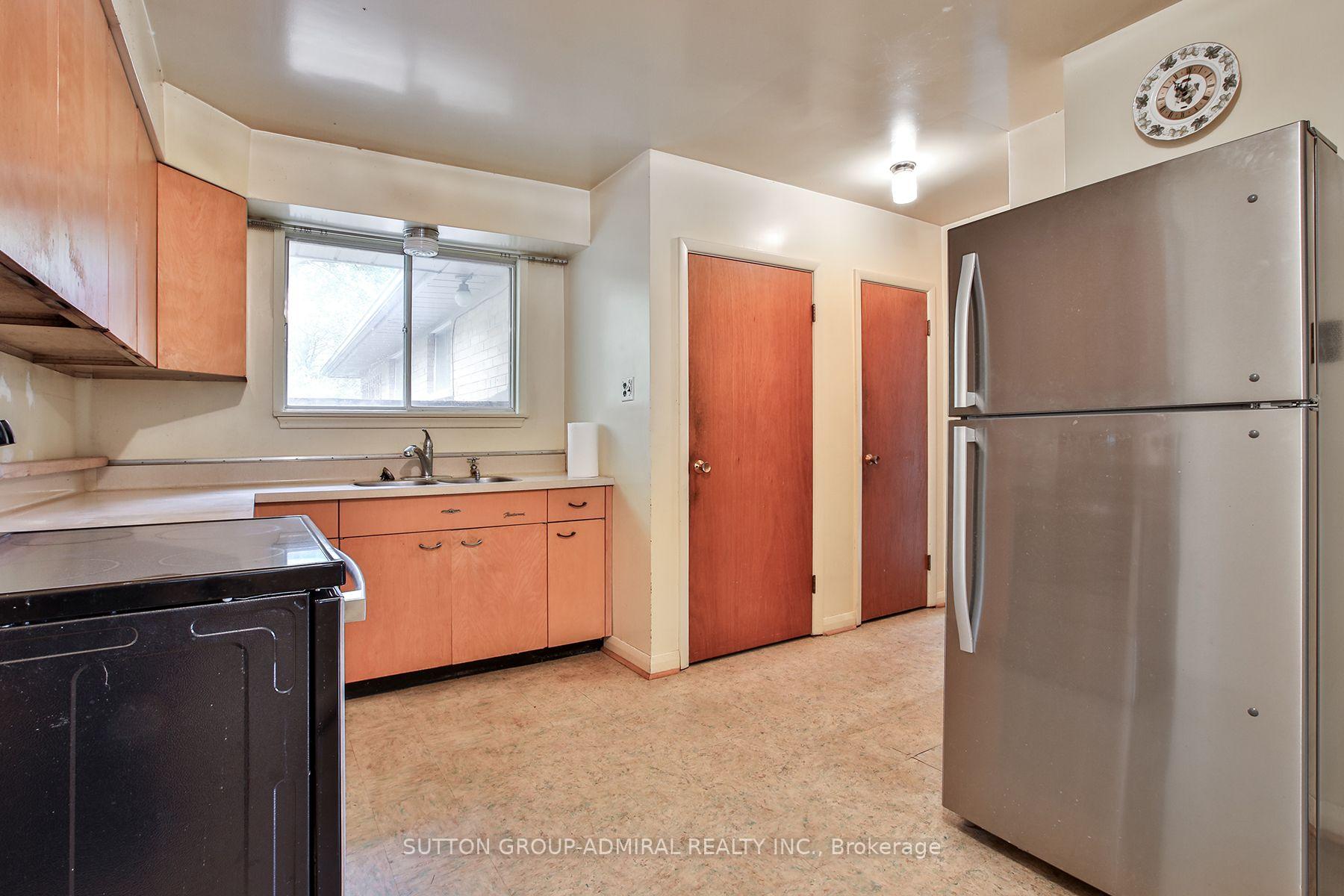 Photo 10 of 191 Driscoll Road, Richmond Hill, Mill Pond — HOMEH