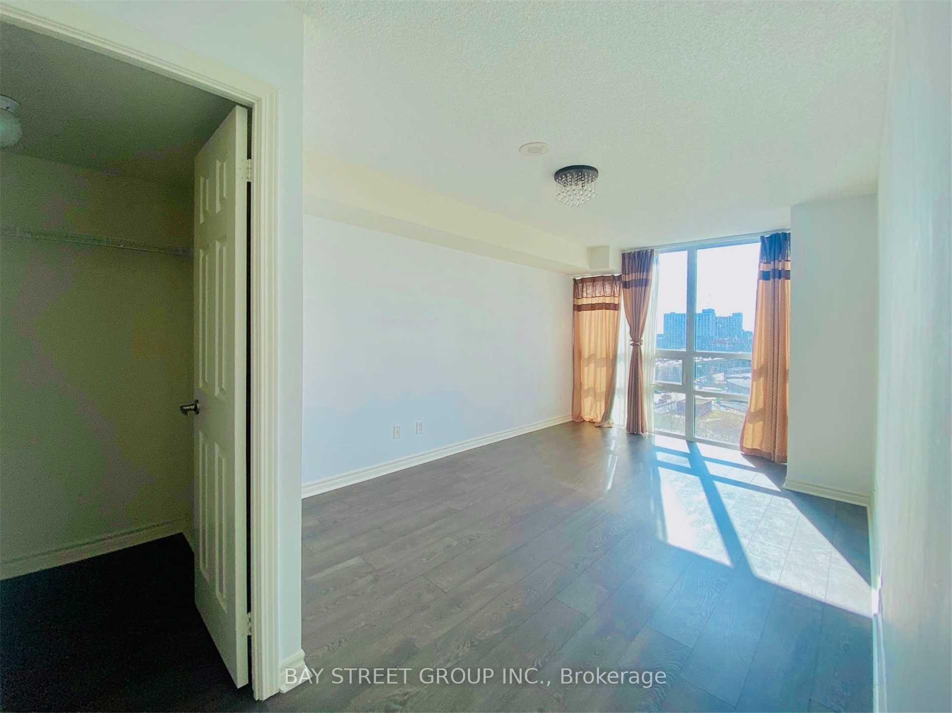 Photo 6 of Unit 1115, 25 Lower Simcoe Street, Toronto, Waterfront Communities — HOMEH