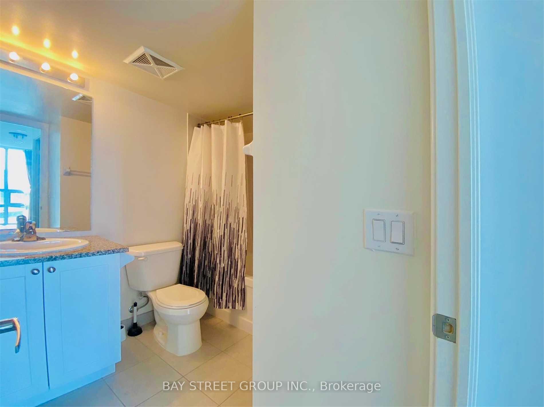 Photo 12 of Unit 1115, 25 Lower Simcoe Street, Toronto, Waterfront Communities — HOMEH