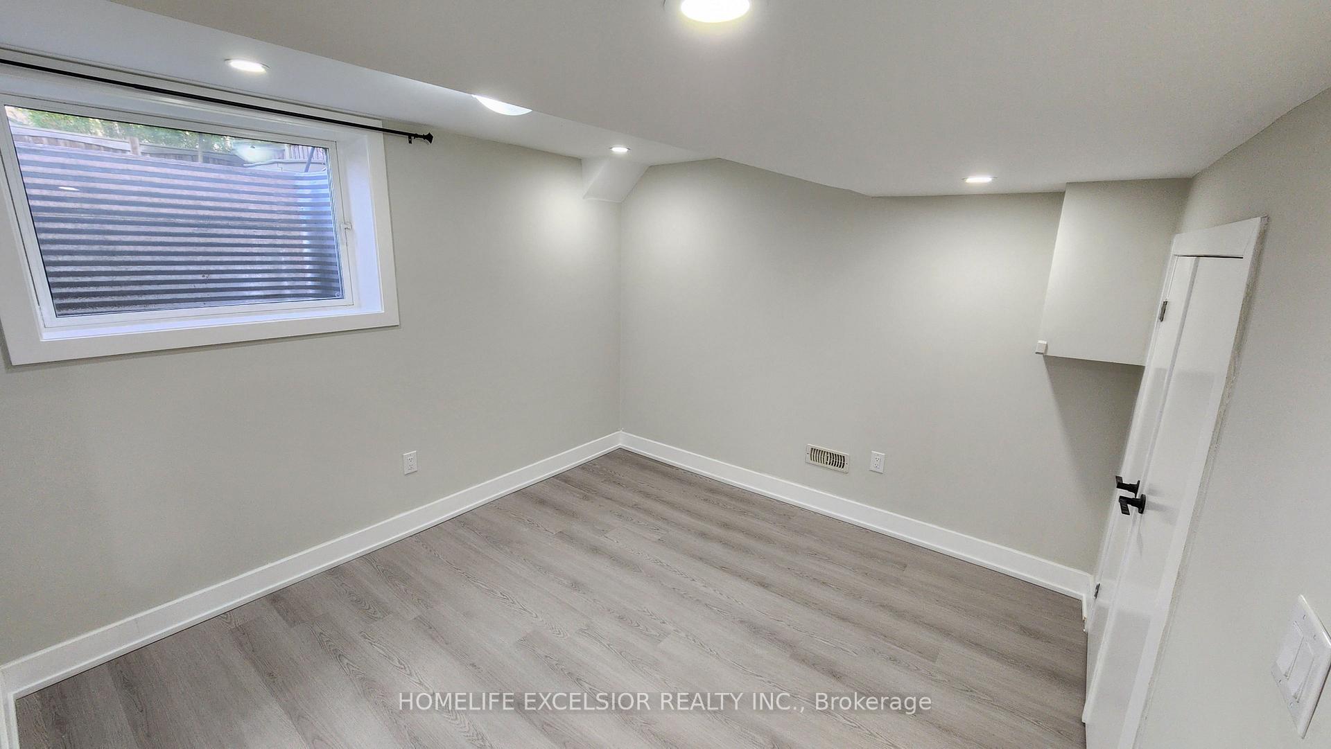 Photo 4 of Unit (Basement), 17 Pelister Drive, Markham, Greensborough — HOMEH
