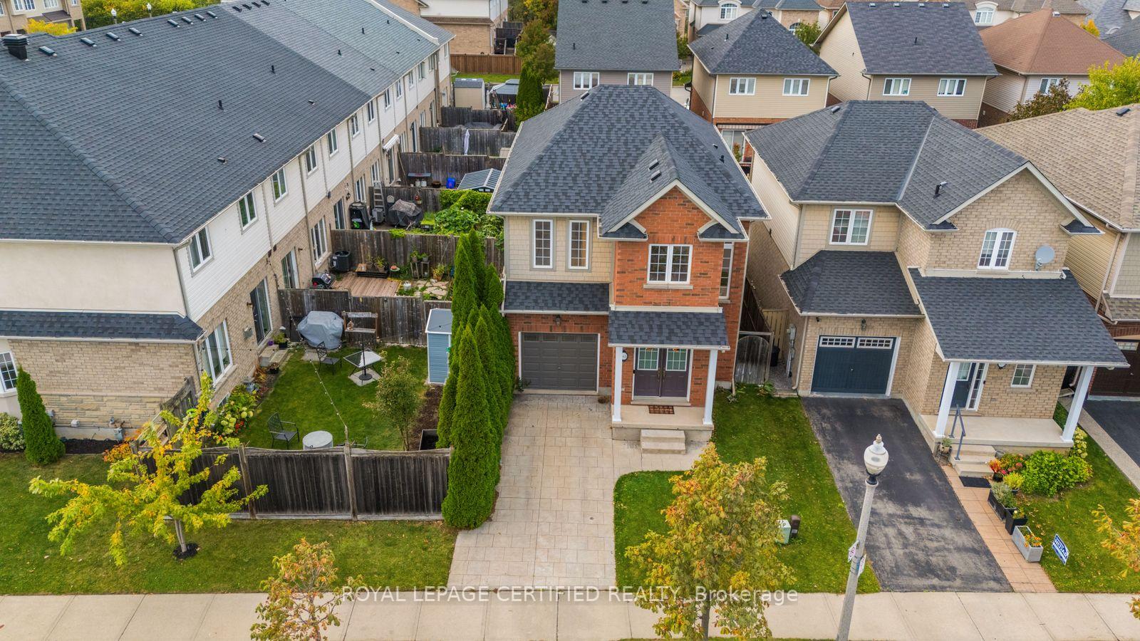 Photo 26 of 165 Palacebeach Trail, Hamilton, Lakeshore — HOMEH