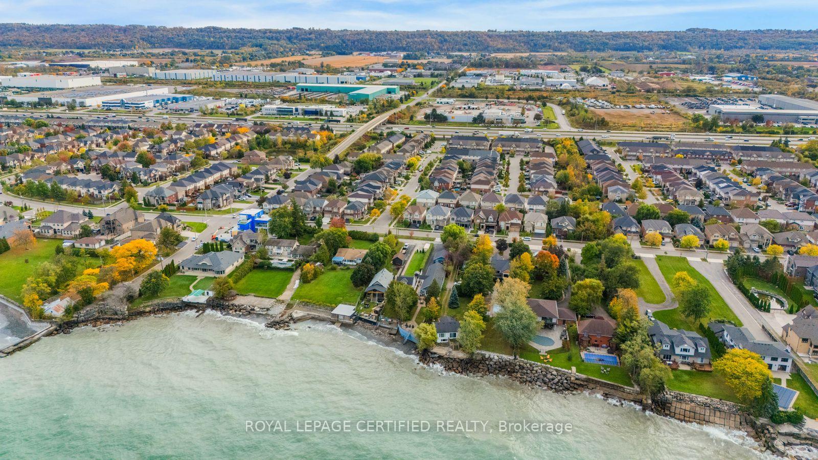 Photo 27 of 165 Palacebeach Trail, Hamilton, Lakeshore — HOMEH