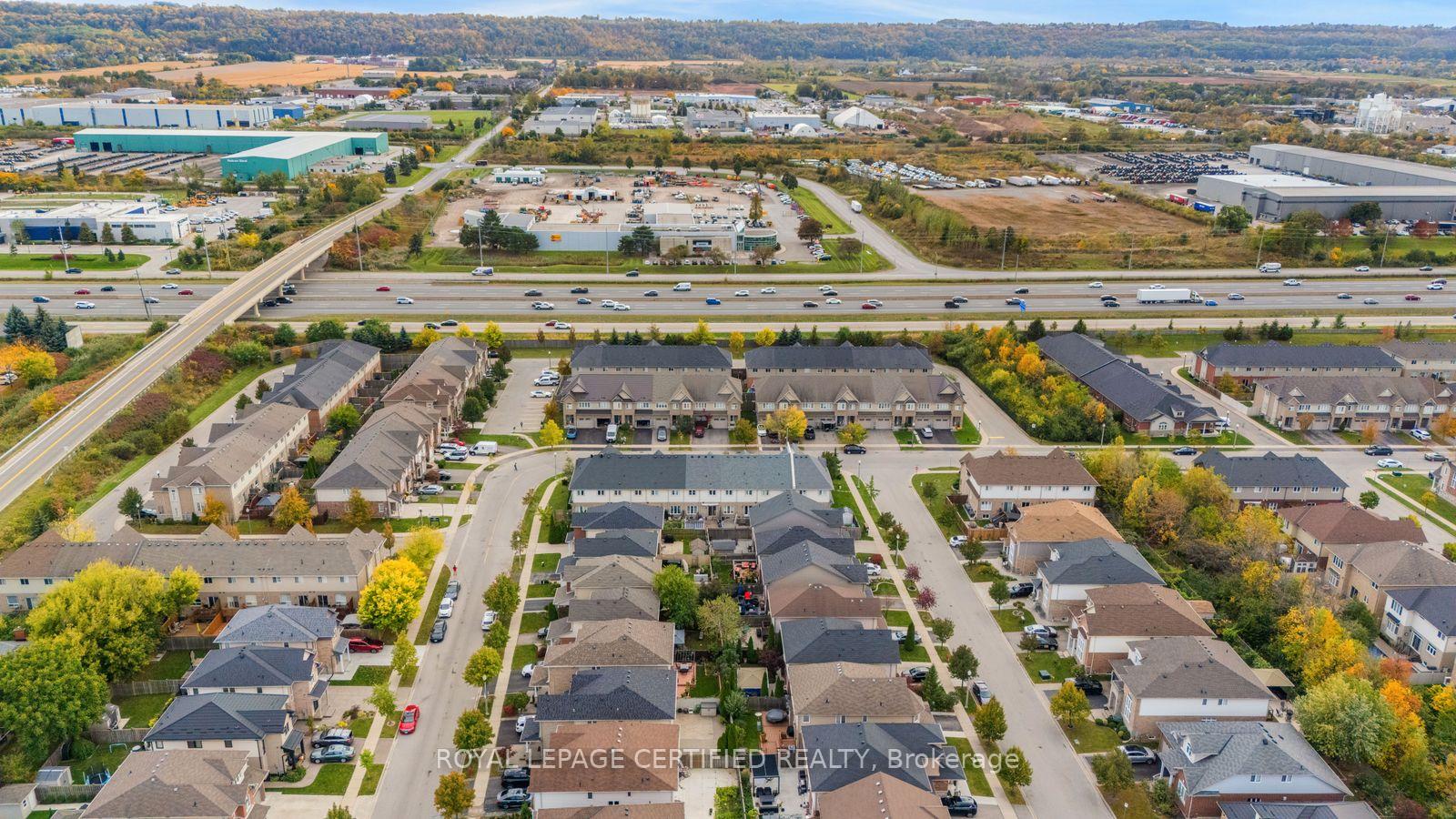 Photo 28 of 165 Palacebeach Trail, Hamilton, Lakeshore — HOMEH