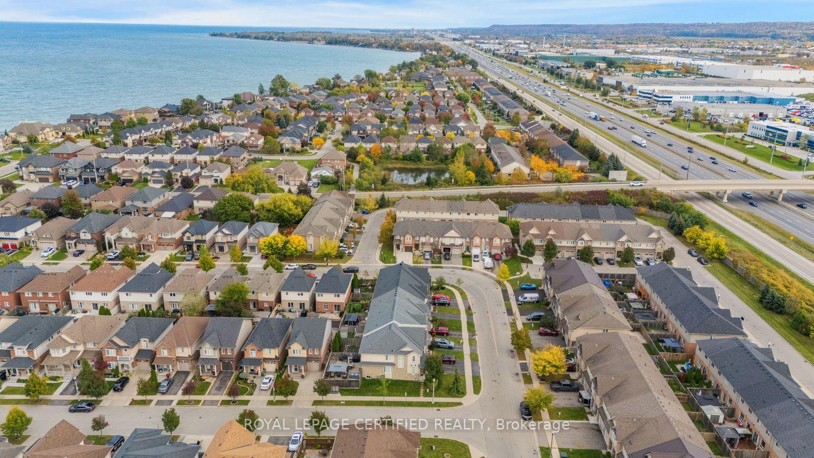 Photo 30 of 165 Palacebeach Trail, Hamilton, Lakeshore — HOMEH