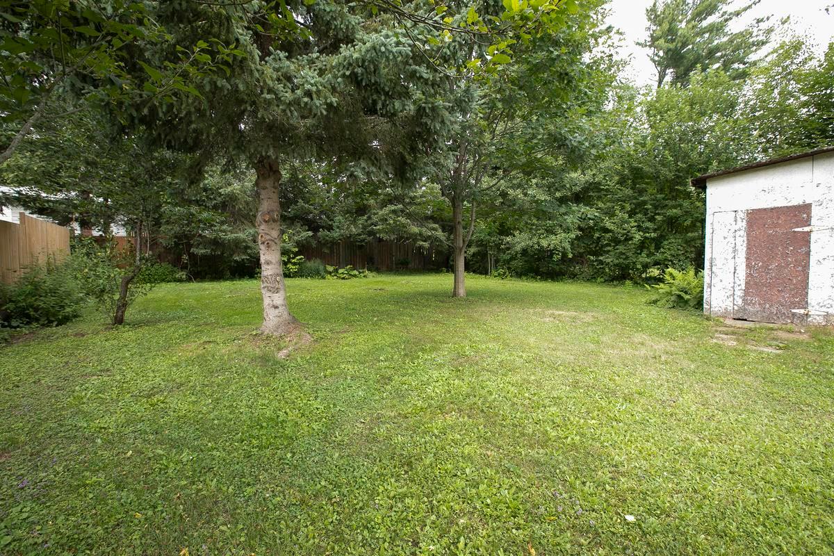 Photo 11 of 18 Eastern Avenue, Sault Ste Marie, Ward 1 — HOMEH