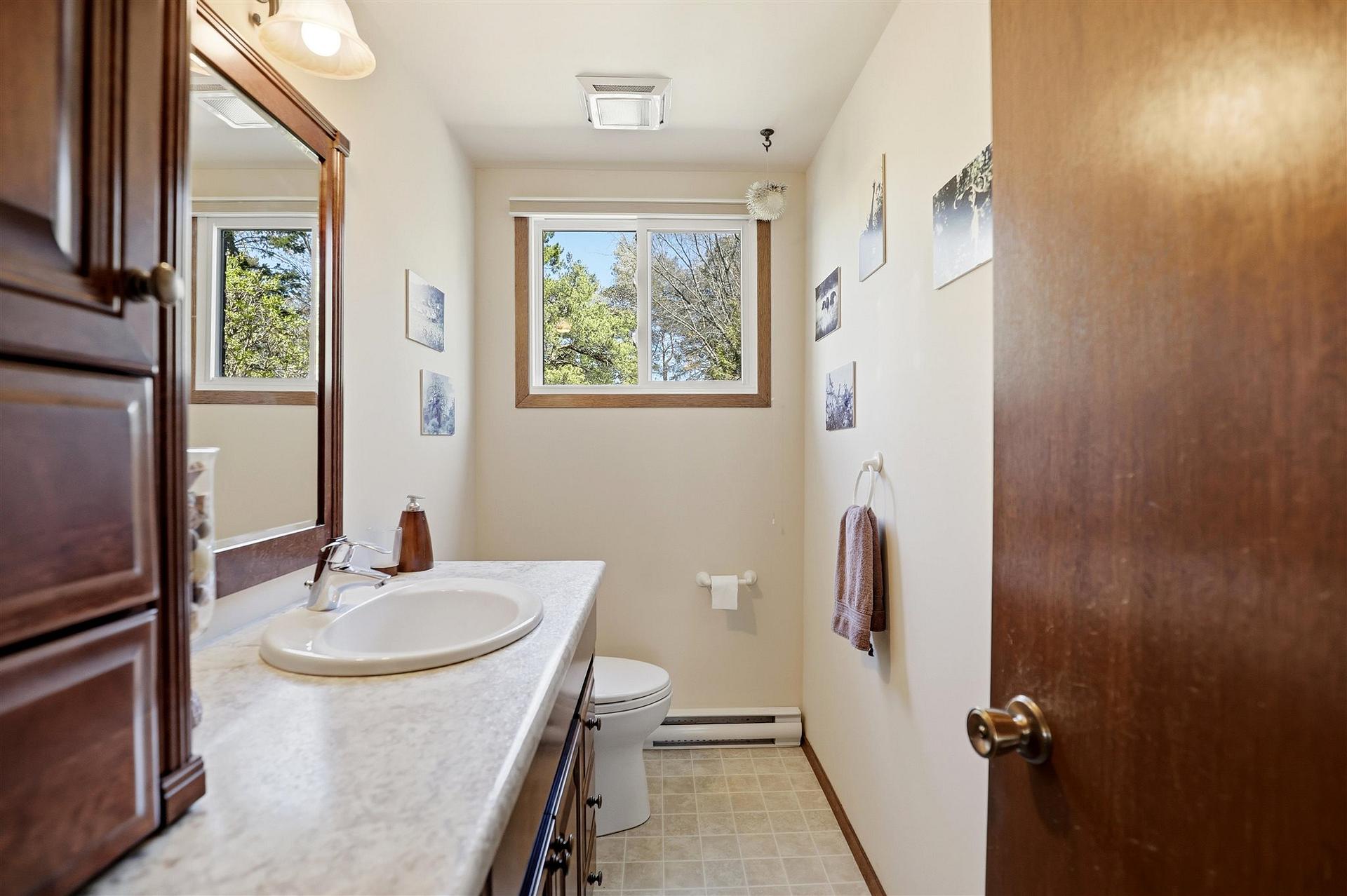 Photo 17 of 29 Norden Crescent, Sault Ste Marie, Ward 2 — HOMEH