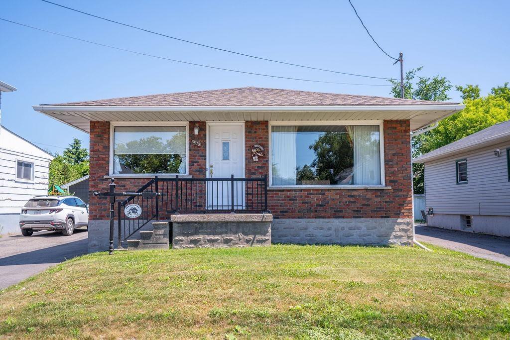Photo 2 of 536 Charles Street, Sault Ste Marie, Ward 4 — HOMEH