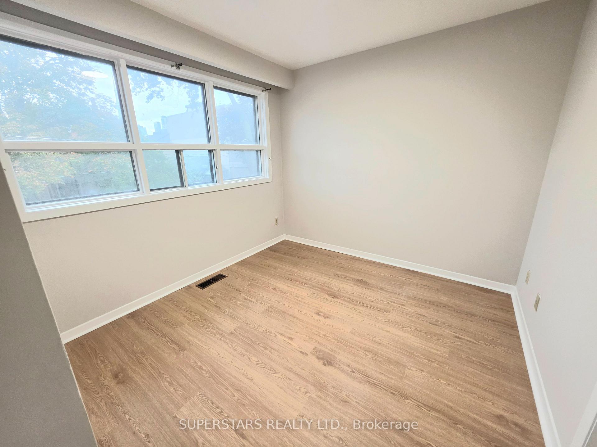 Photo 14 of 158A Strachan Avenue, Toronto, Niagara — HOMEH