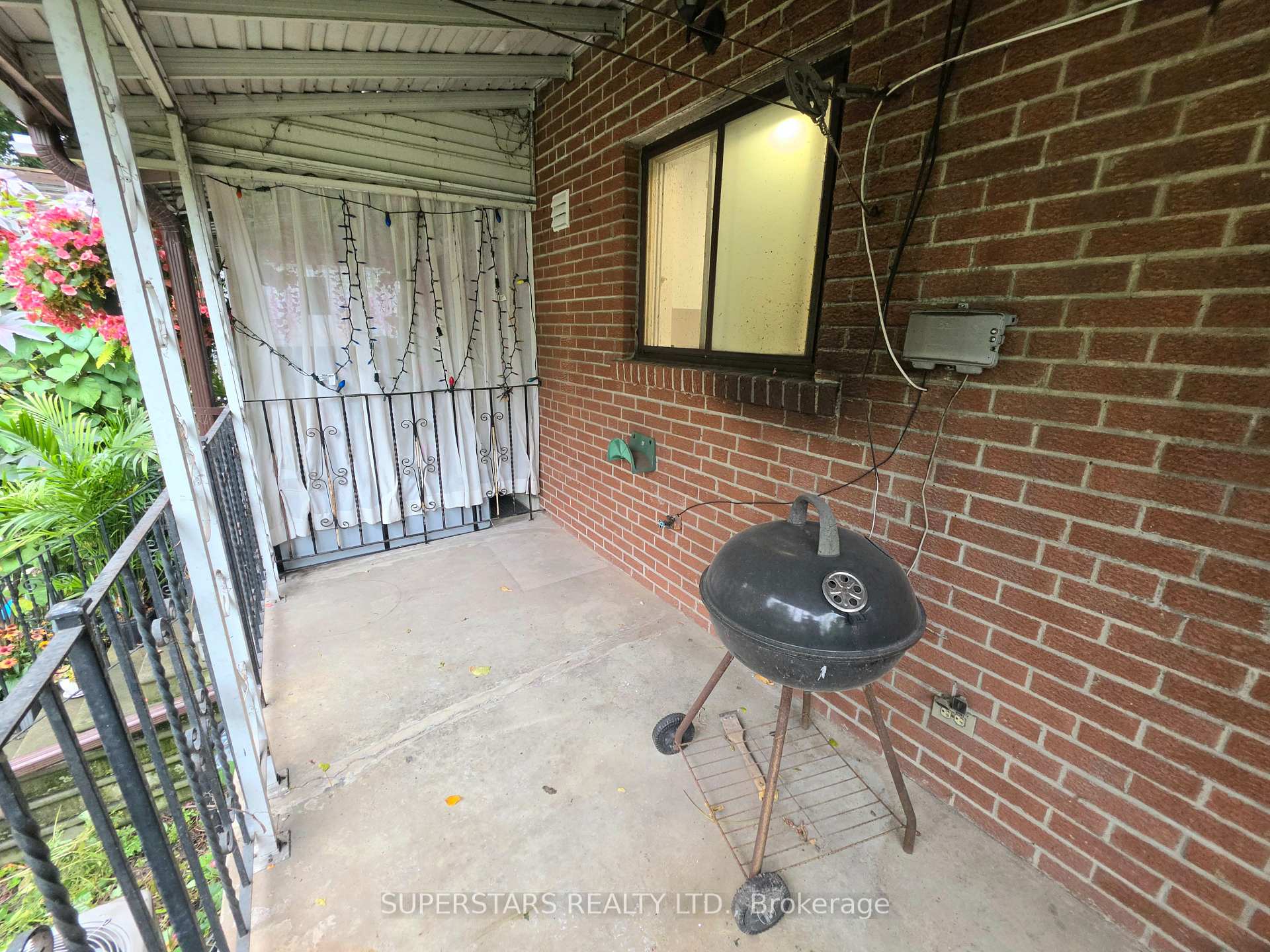 Photo 21 of 158A Strachan Avenue, Toronto, Niagara — HOMEH