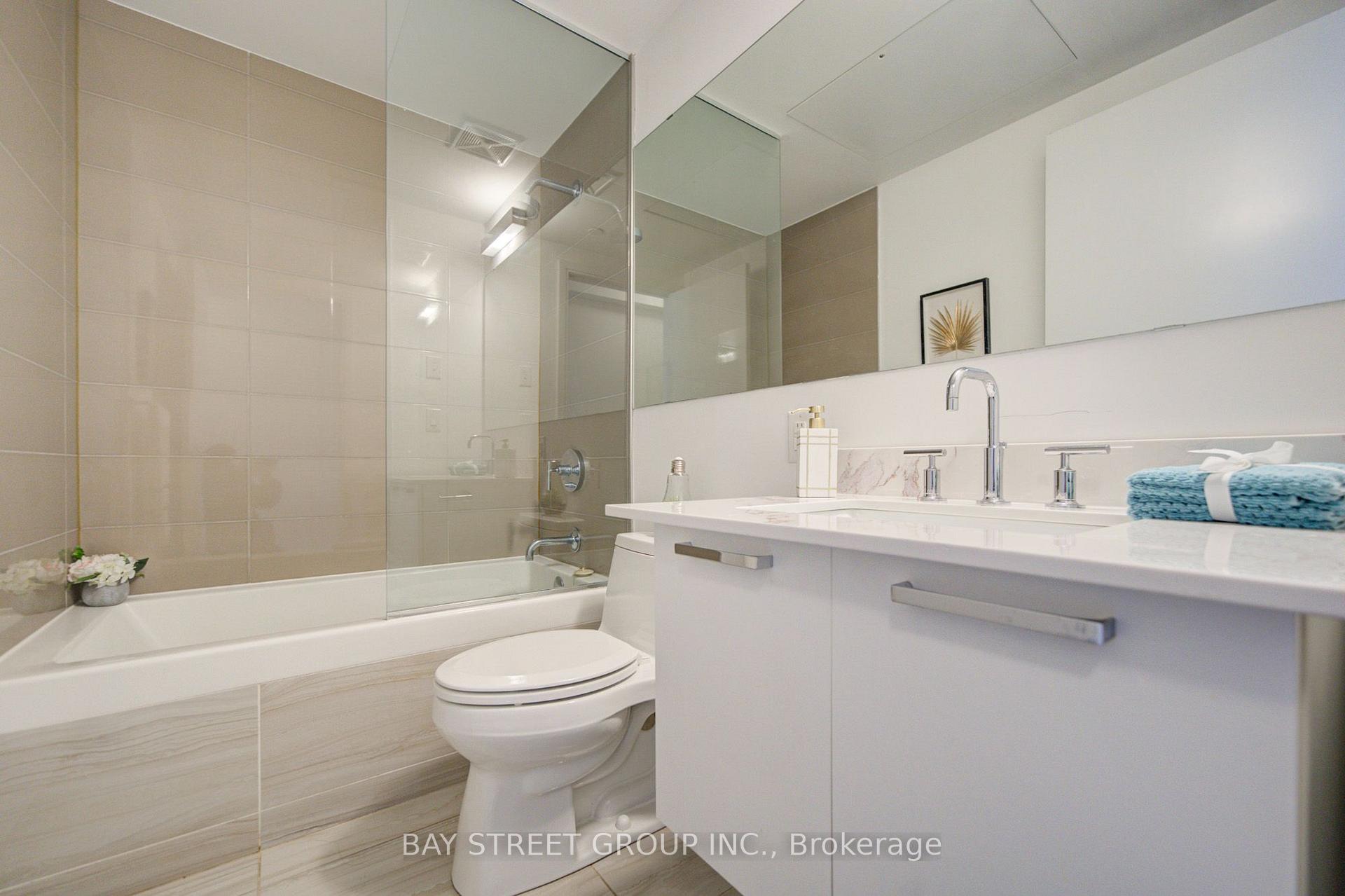 Photo 18 of Unit 902, 50 Charles Street E, Toronto, Church-Yonge Corridor — HOMEH