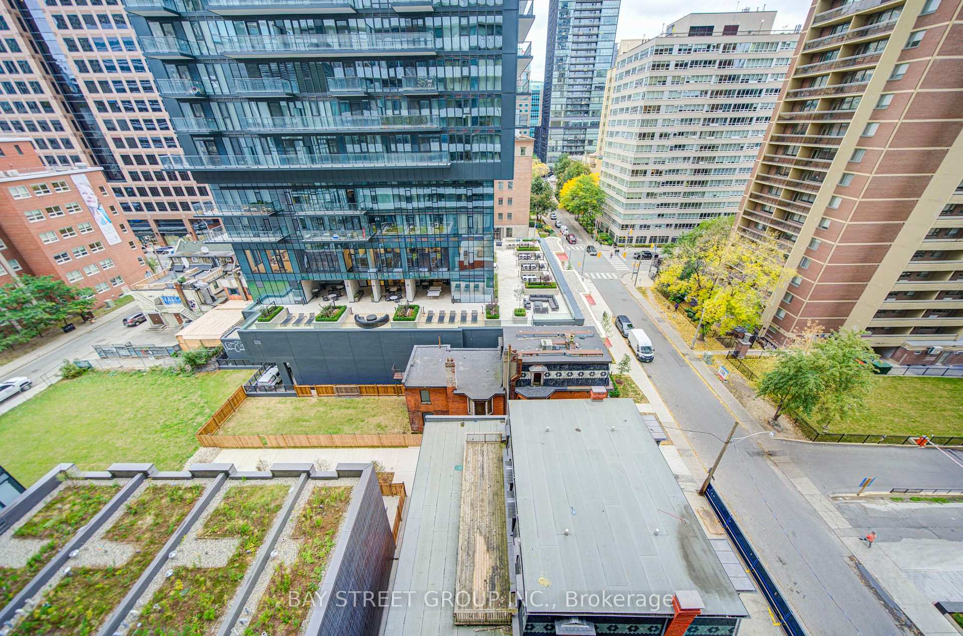 Photo 26 of Unit 902, 50 Charles Street E, Toronto, Church-Yonge Corridor — HOMEH