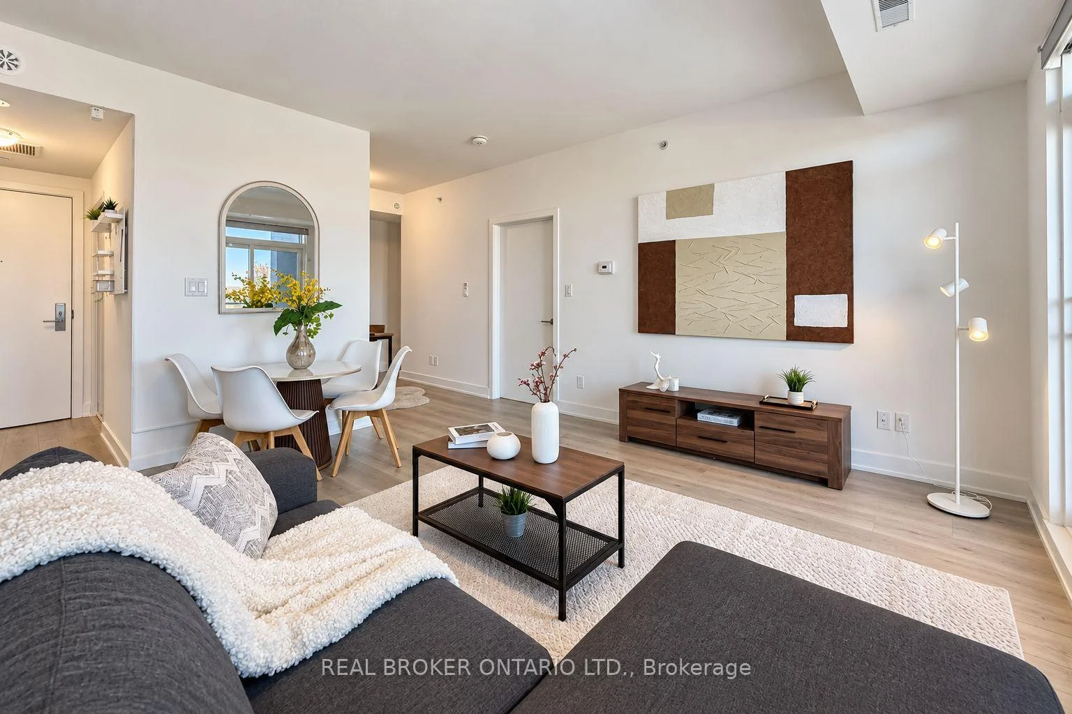 Photo 14 of Unit 301, 1709 Bur Oak Avenue, Markham, Wismer — HOMEH