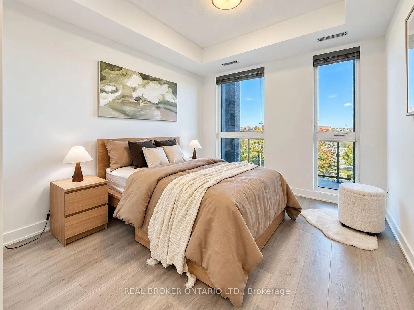 Photo 22 of Unit 301, 1709 Bur Oak Avenue, Markham, Wismer — HOMEH