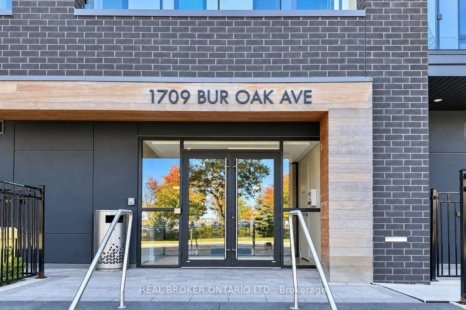 Photo 37 of Unit 301, 1709 Bur Oak Avenue, Markham, Wismer — HOMEH