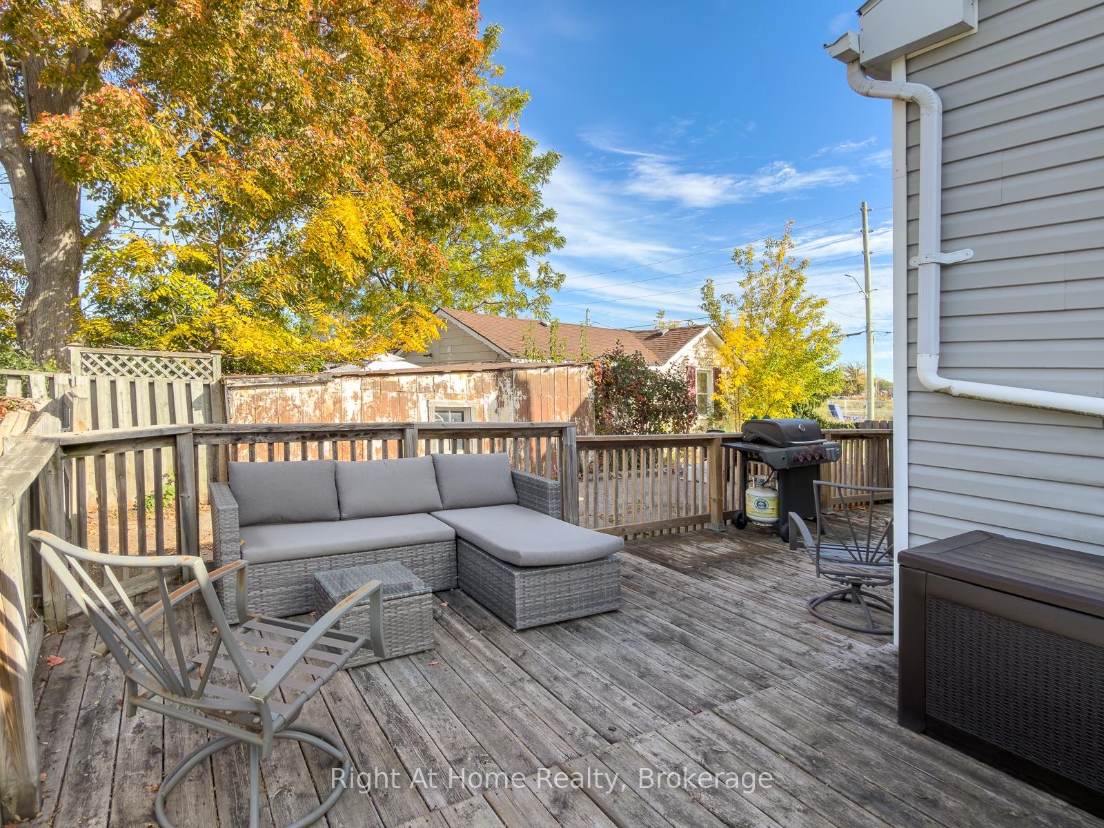 Photo 5 of 166 Catharine Street, Belleville, Belleville Ward — HOMEH