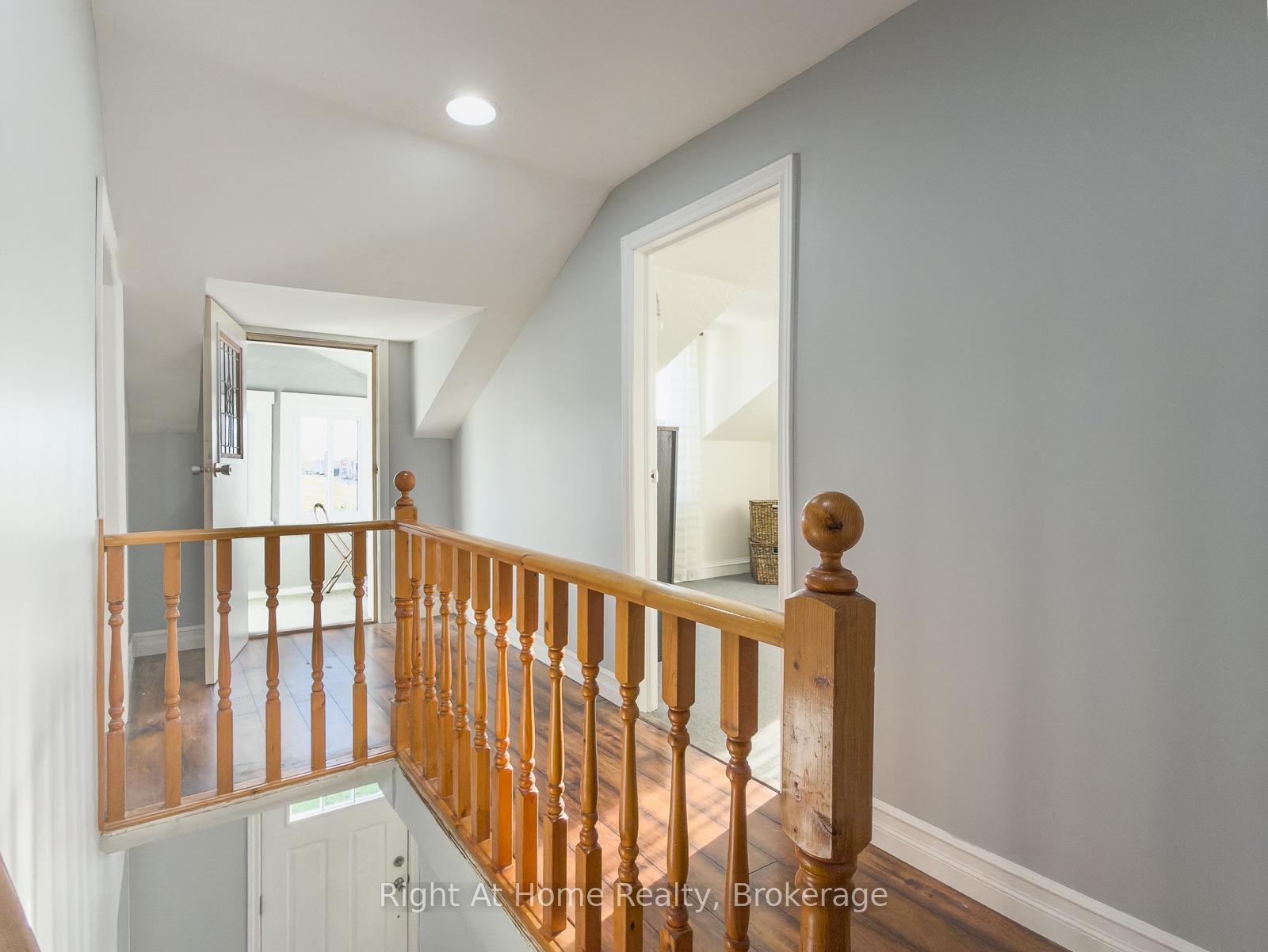Photo 20 of 166 Catharine Street, Belleville, Belleville Ward — HOMEH