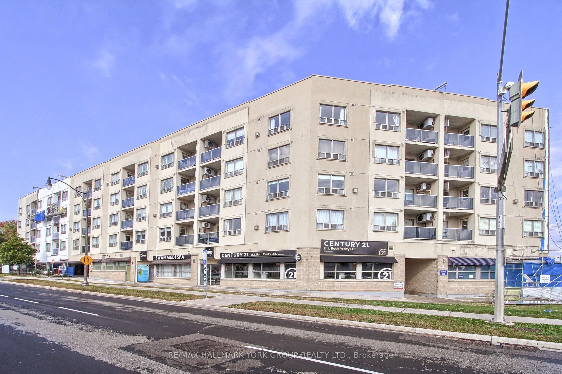 Photo of Unit 304, 160 Wellington Street E