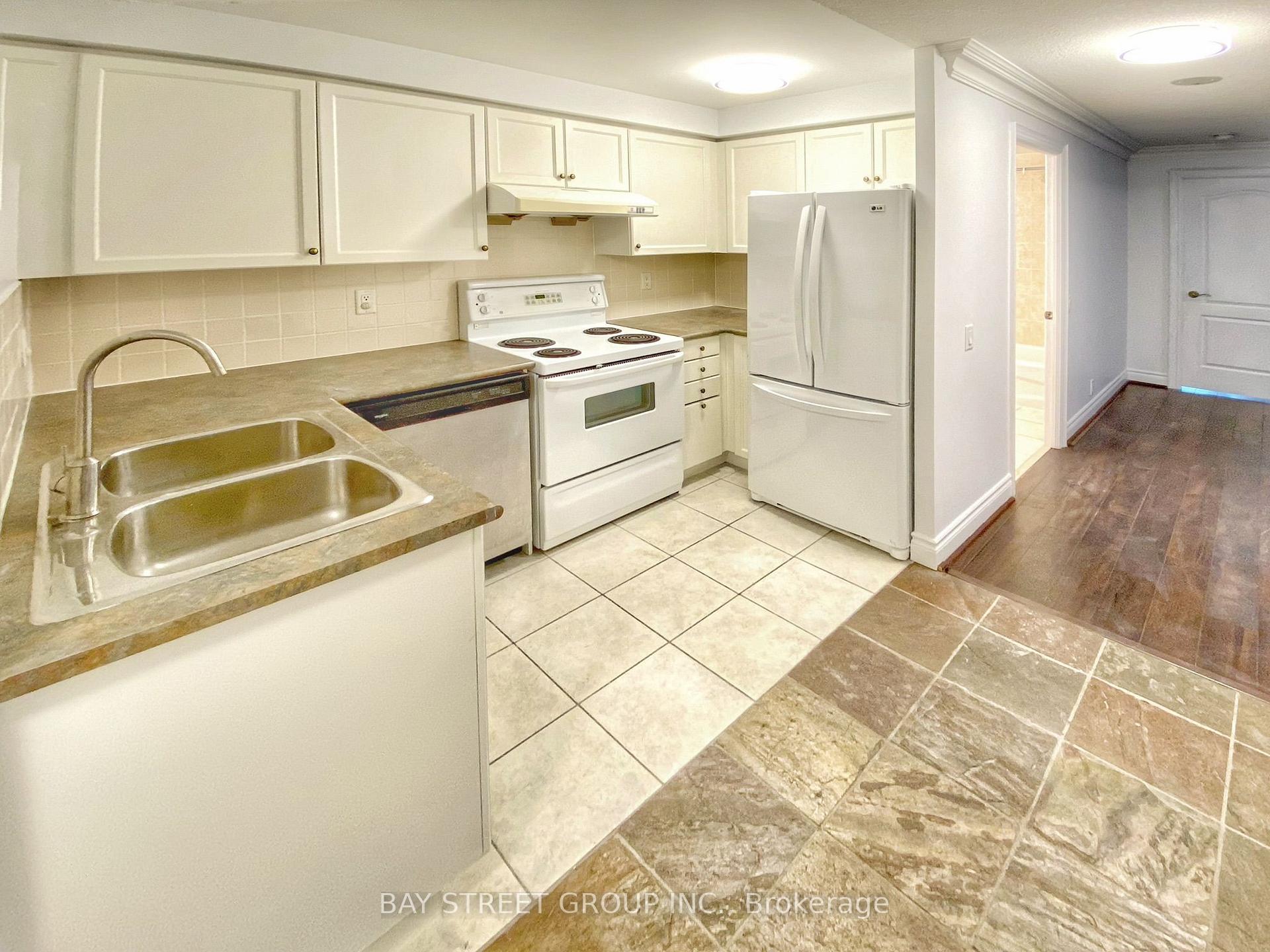 Photo 6 of Unit 206, 2 Clairtrell Road, North York, Willowdale East — HOMEH