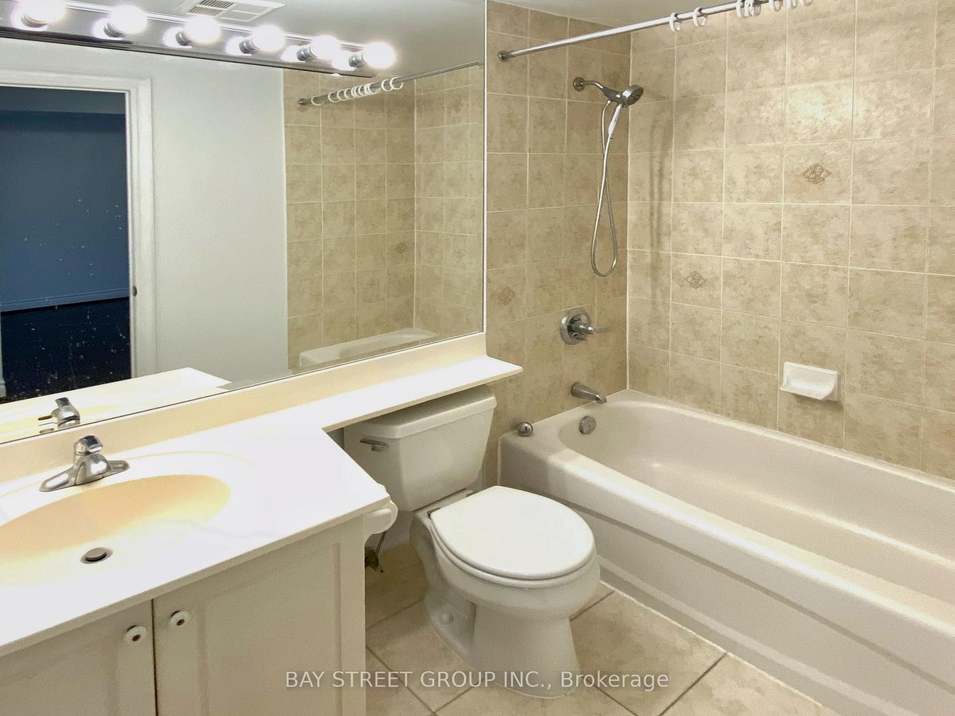 Photo 7 of Unit 206, 2 Clairtrell Road, North York, Willowdale East — HOMEH