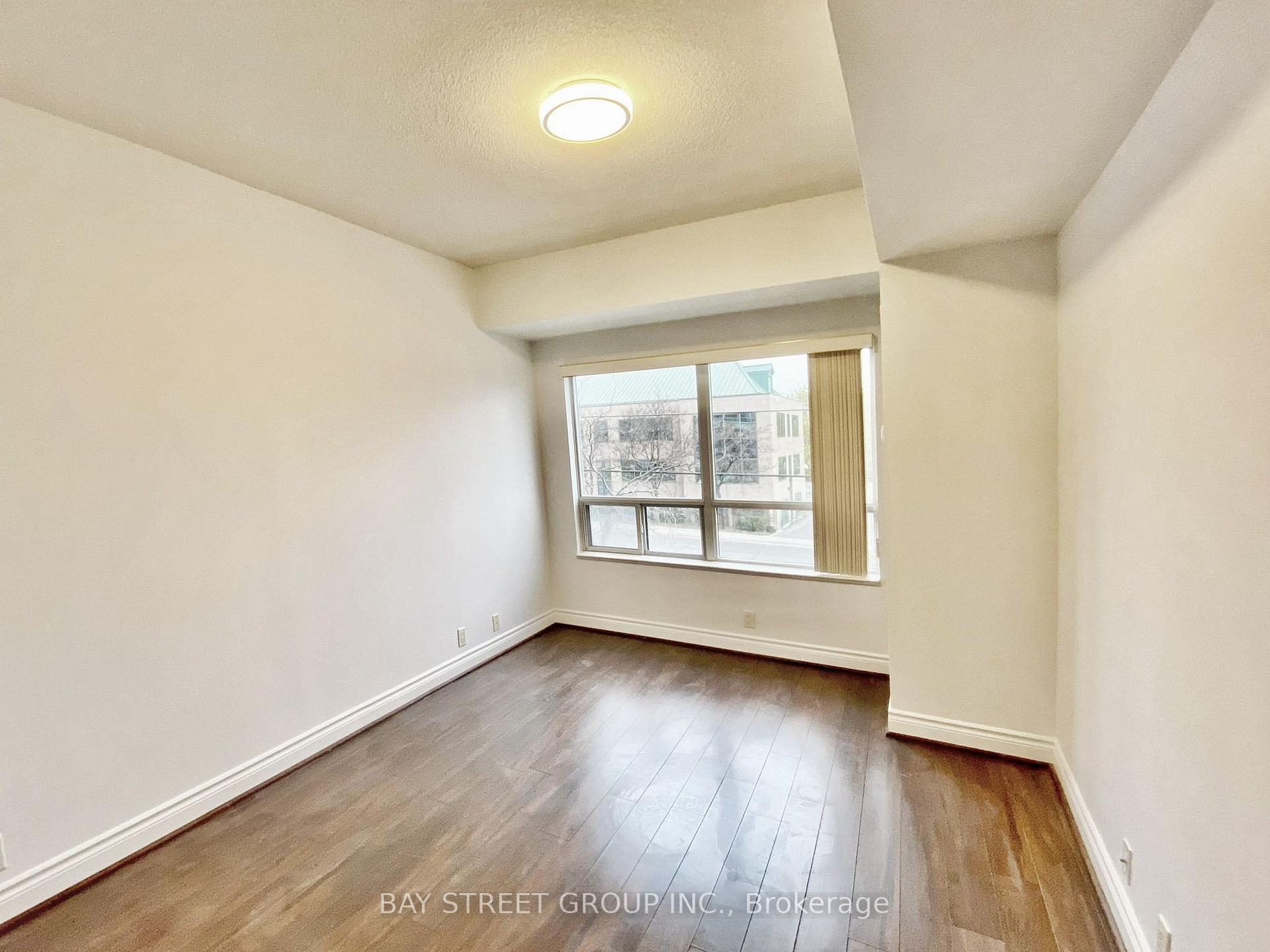 Photo 10 of Unit 206, 2 Clairtrell Road, North York, Willowdale East — HOMEH