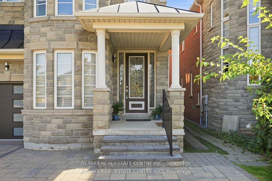 Photo 3 of 3290 Erin Centre Boulevard, Mississauga, Churchill Meadows — HOMEH
