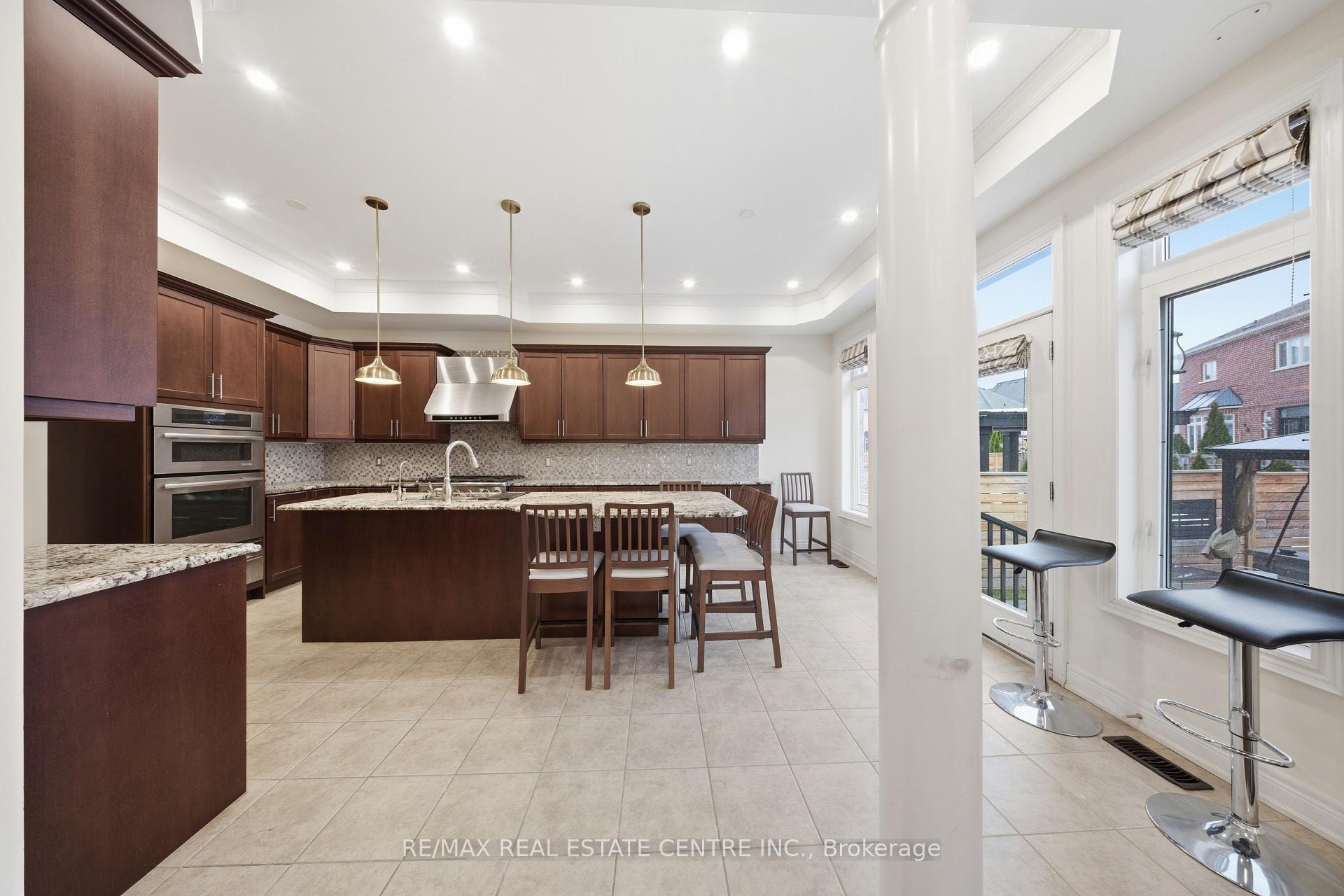 Photo 16 of 3290 Erin Centre Boulevard, Mississauga, Churchill Meadows — HOMEH