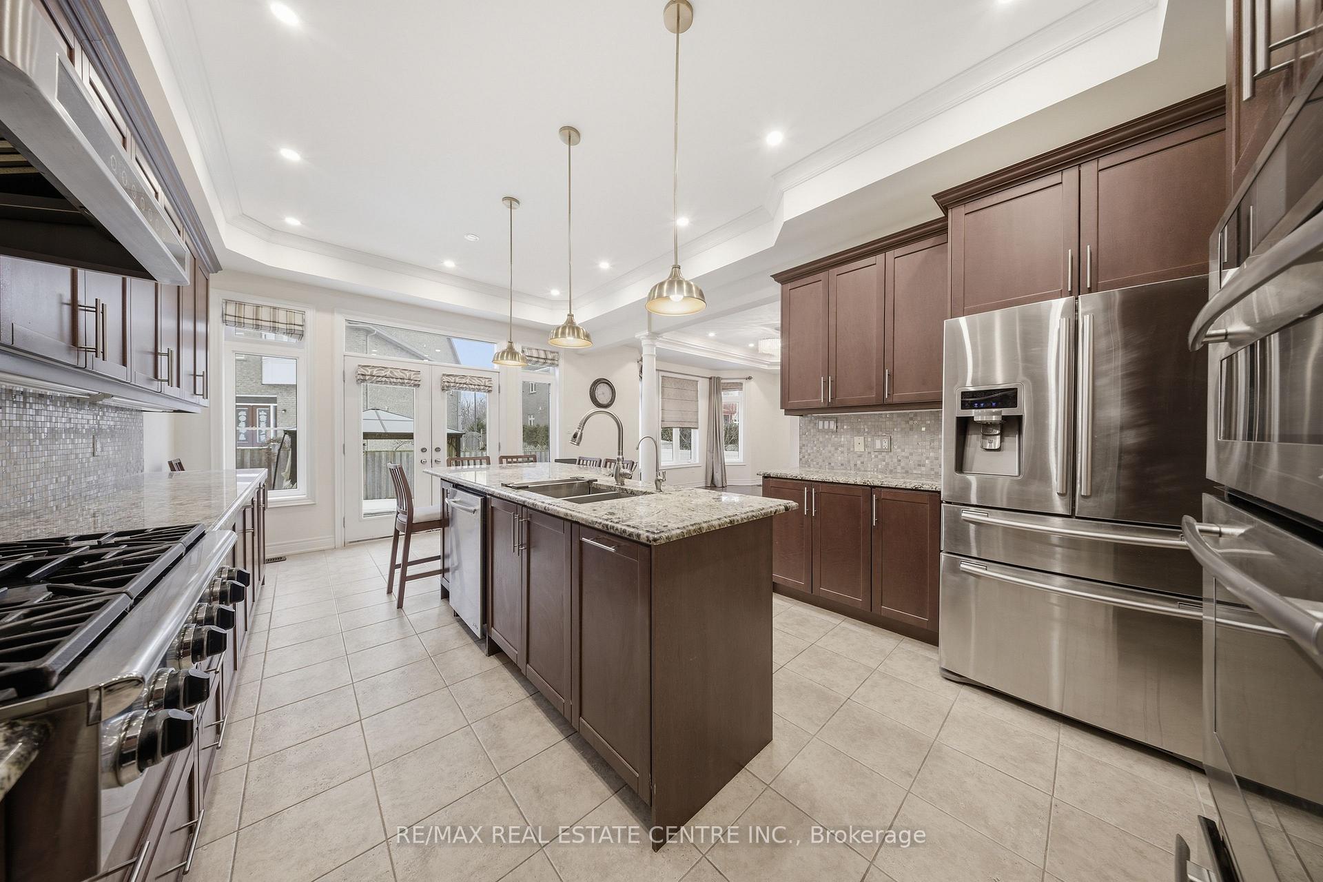 Photo 18 of 3290 Erin Centre Boulevard, Mississauga, Churchill Meadows — HOMEH