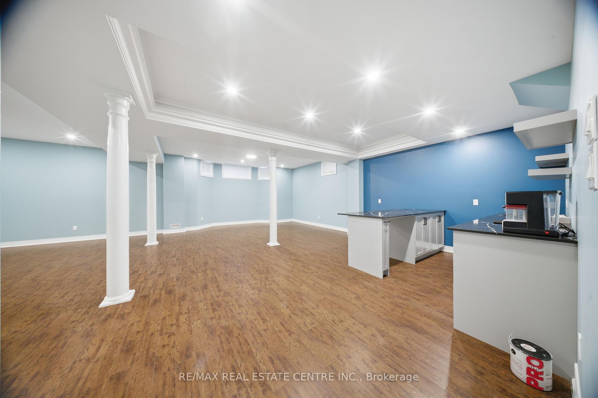 Photo 26 of 3290 Erin Centre Boulevard, Mississauga, Churchill Meadows — HOMEH
