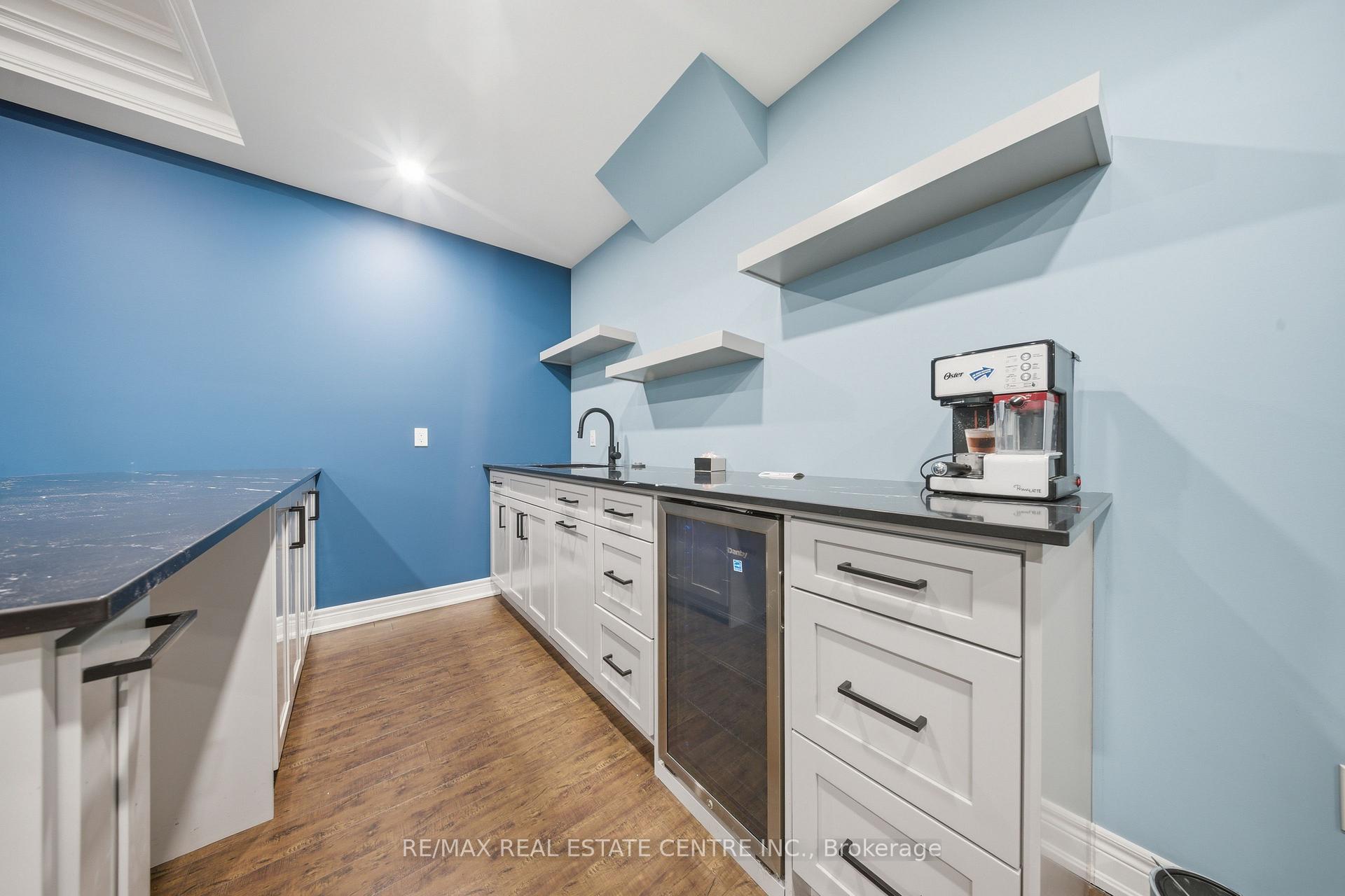 Photo 27 of 3290 Erin Centre Boulevard, Mississauga, Churchill Meadows — HOMEH
