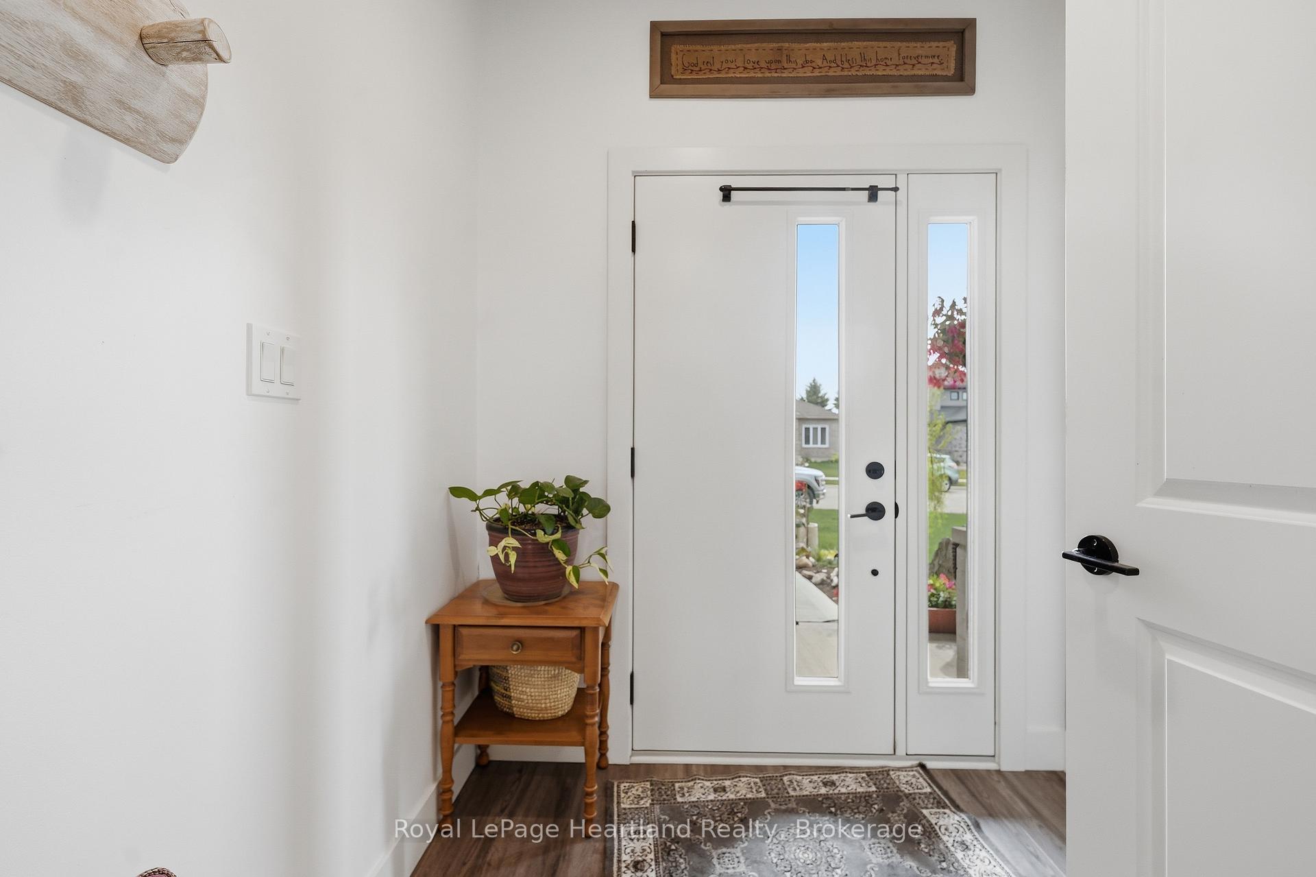 Photo 3 of 59 Briarhill Road, Huron East, Seaforth — HOMEH