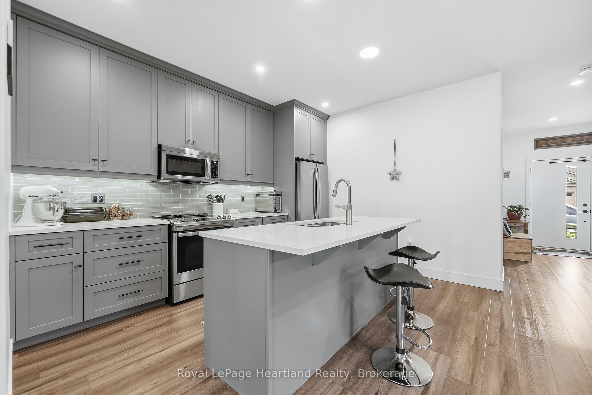 Photo 8 of 59 Briarhill Road, Huron East, Seaforth — HOMEH