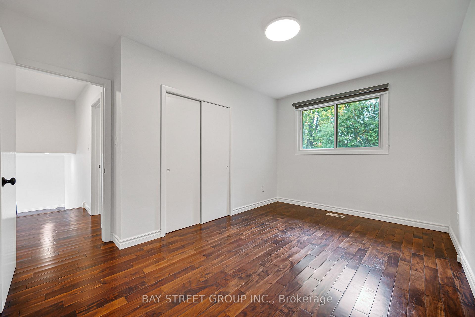 Photo 18 of 35 Kemano Road, Aurora, Aurora Heights — HOMEH