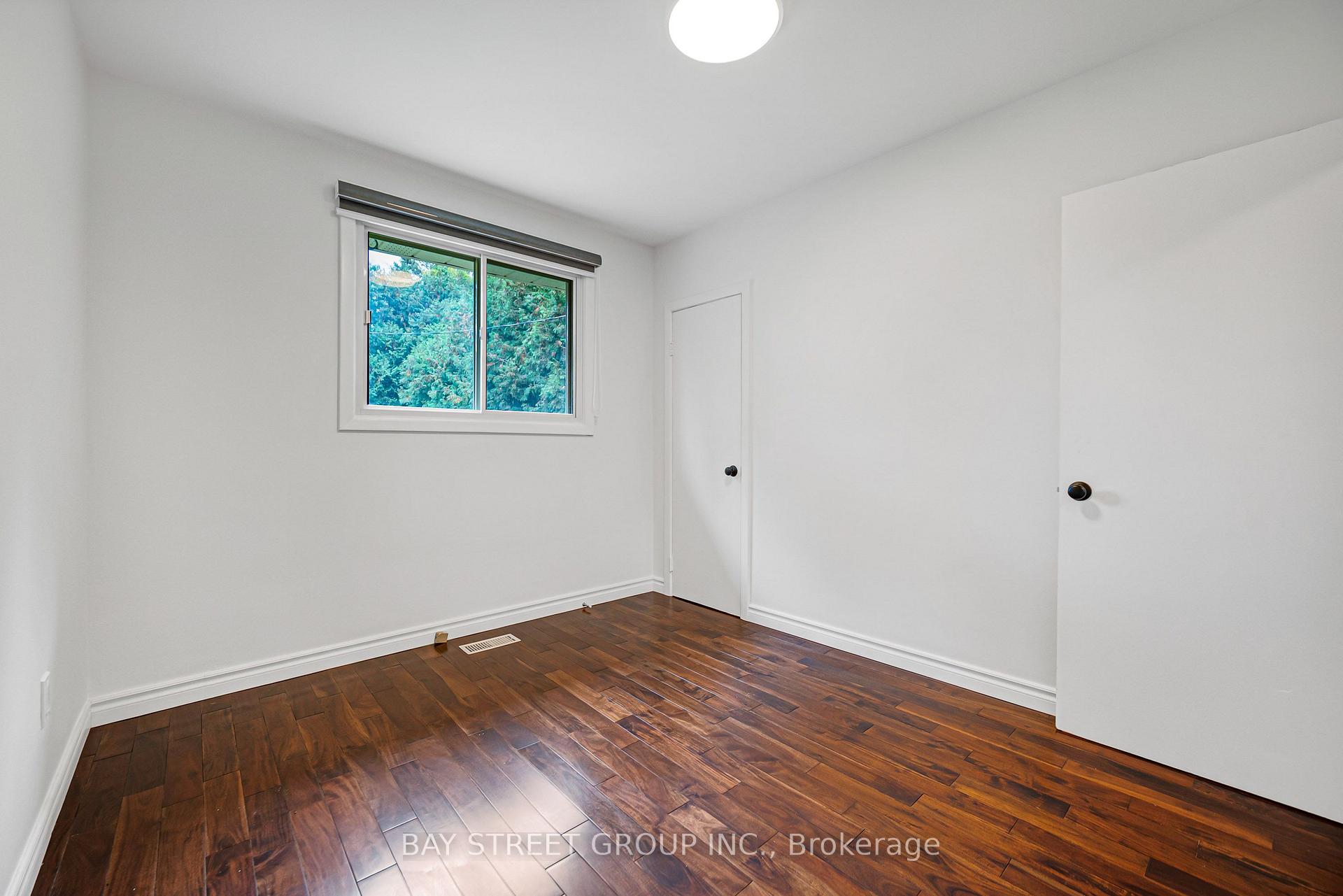 Photo 21 of 35 Kemano Road, Aurora, Aurora Heights — HOMEH