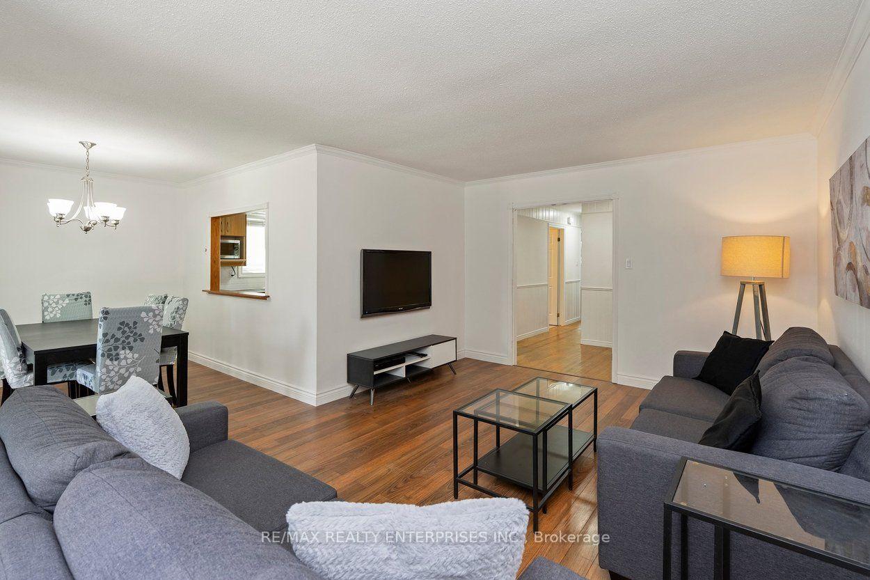 Photo 12 of 5081 Brady Avenue, Burlington, Appleby — HOMEH