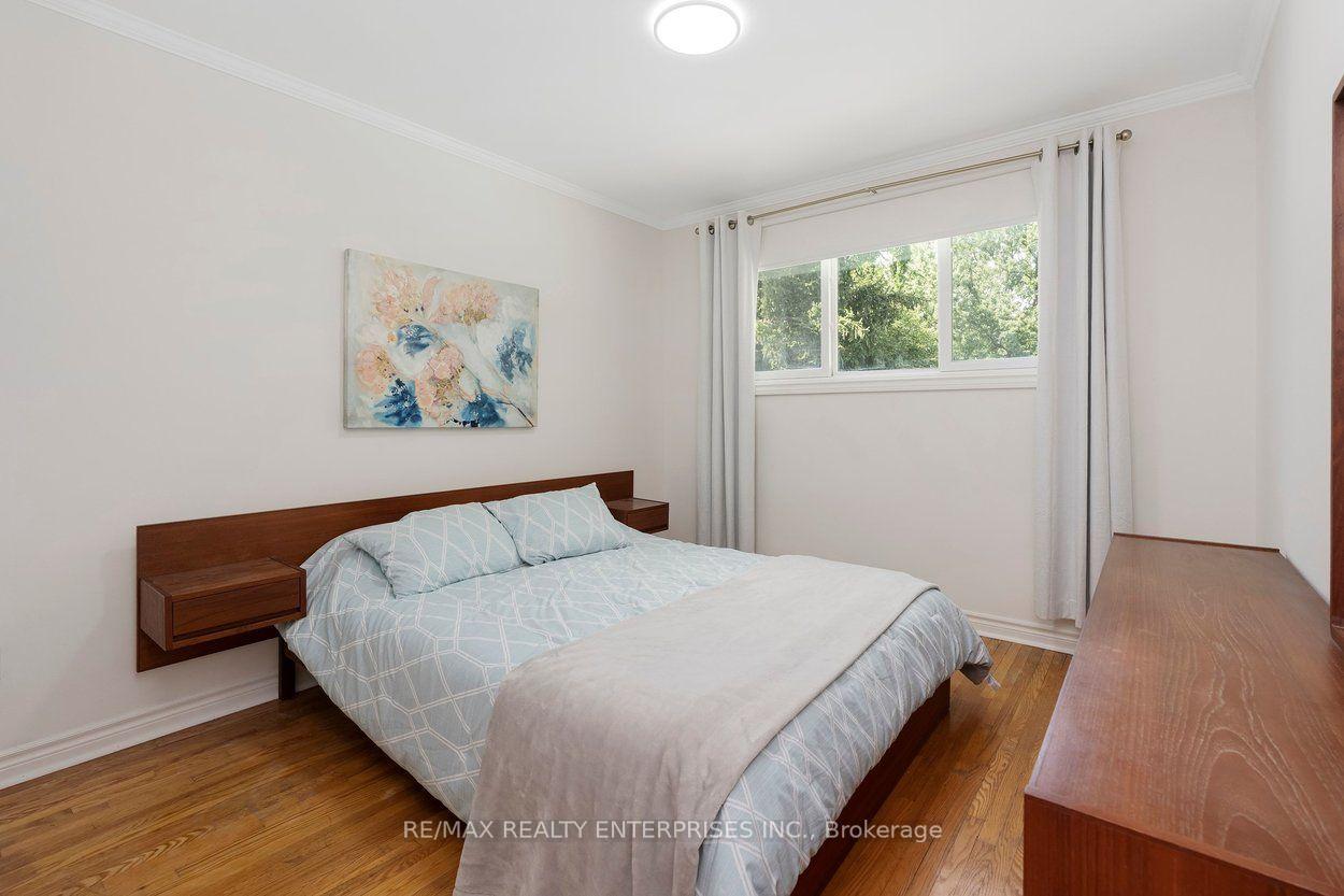 Photo 25 of 5081 Brady Avenue, Burlington, Appleby — HOMEH