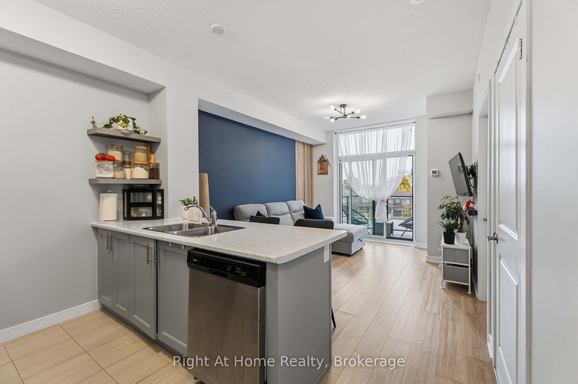 Photo 7 of Unit 321, 460 Dundas Street E, Hamilton, Waterdown — HOMEH